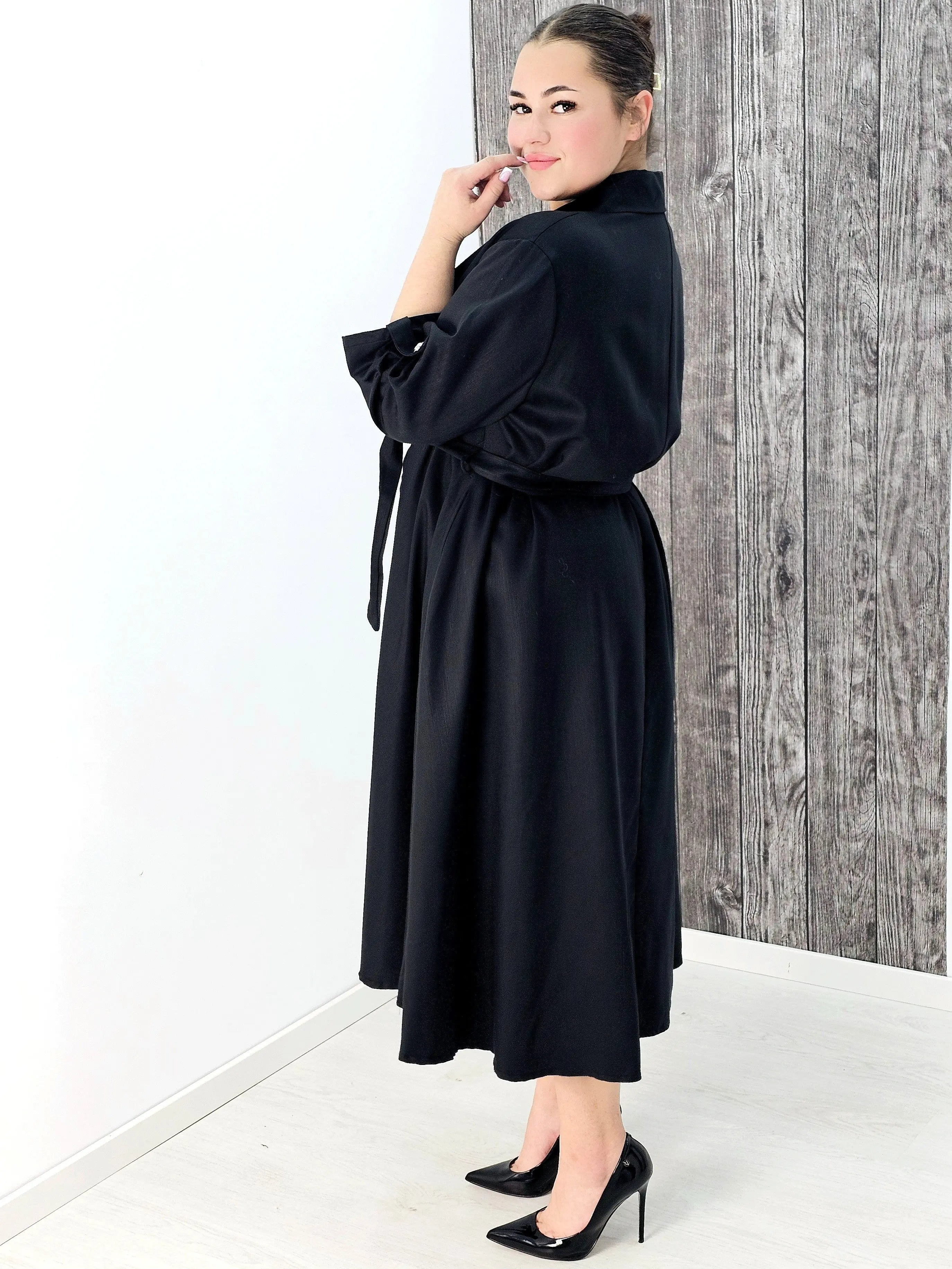 Sukienka koszulowa plus size – stylowa, wygodna i idealna na każdą okazję Stylowa XL