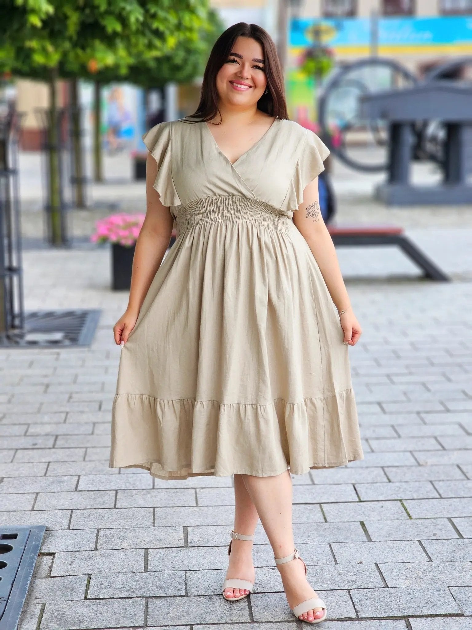 Sukienka lniana z odcięciem pod biustem Stylowa XL