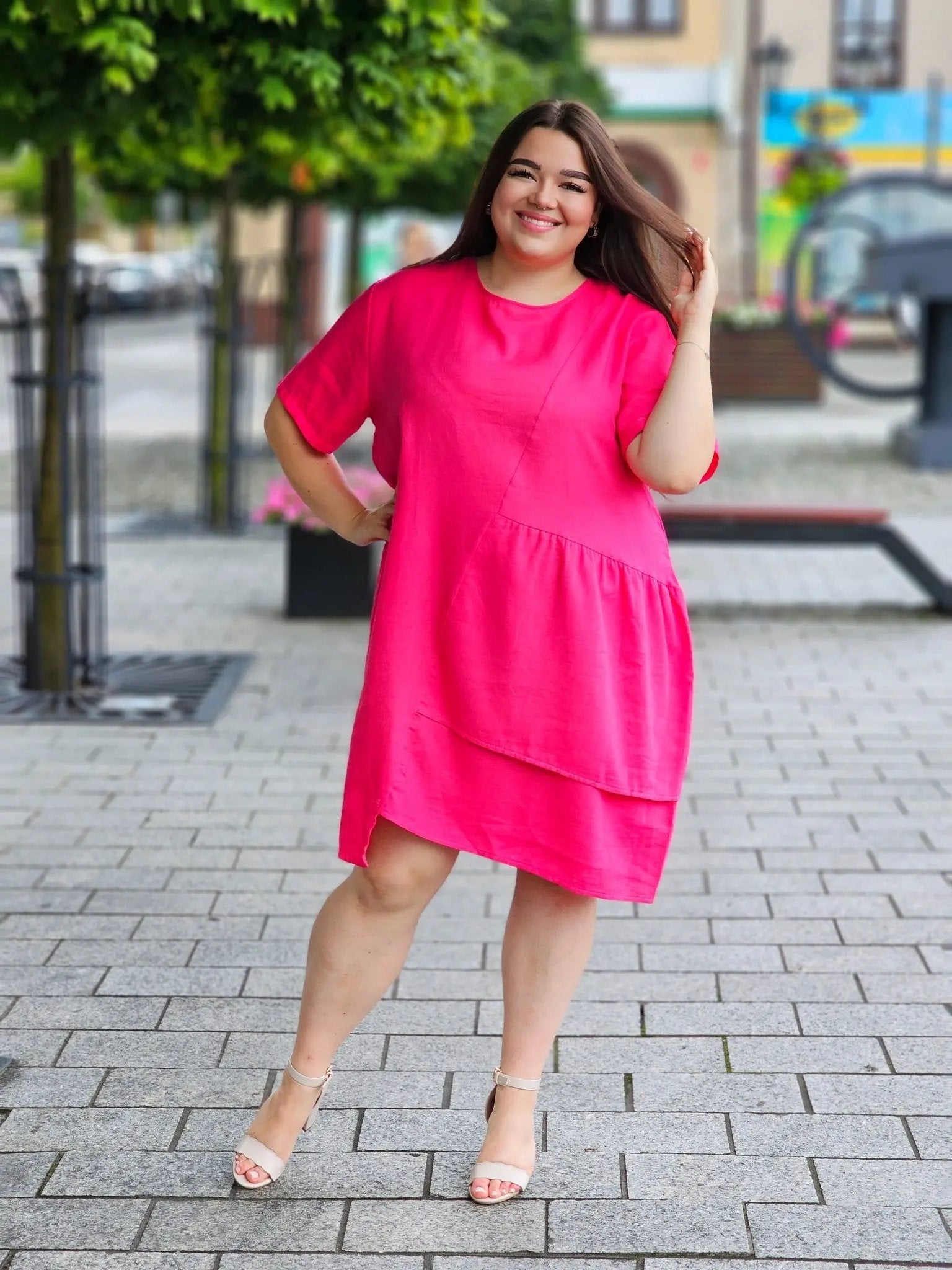 Sukienka lniano-wiskozowa z ozdobnymi przeszyciami Stylowa XL