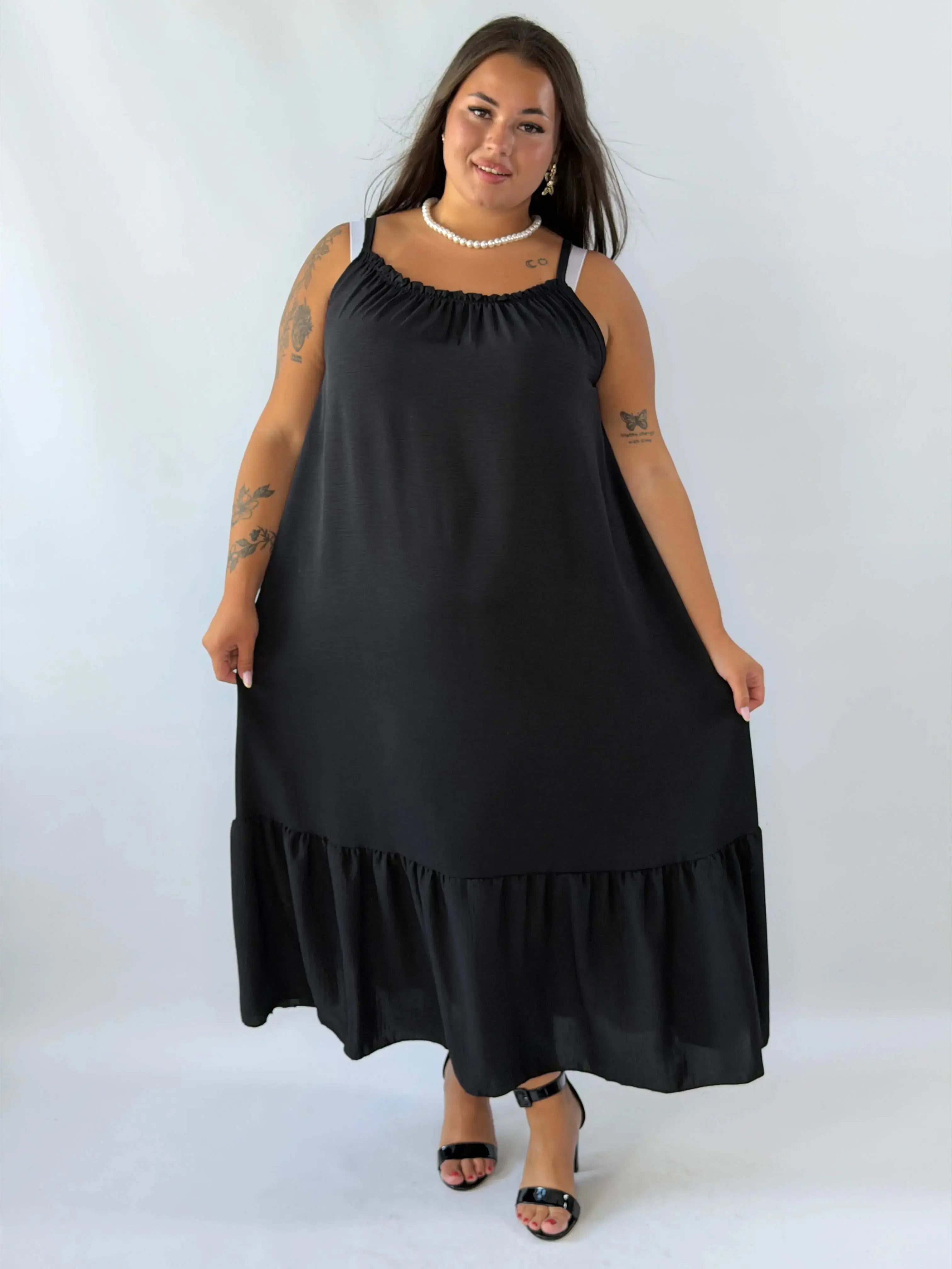 Sukienka maxi Plus Size na ramiączkach z falbaną – lekka i kobieca Stylowa XL