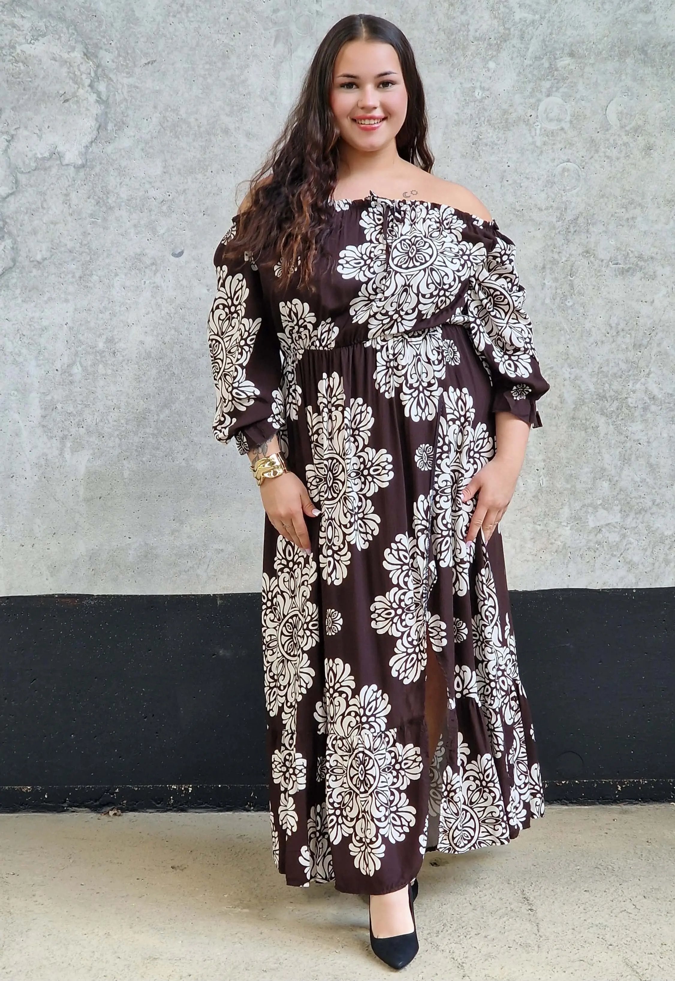 Sukienka maxi hiszpanka z rozcięciem Stylowa XL