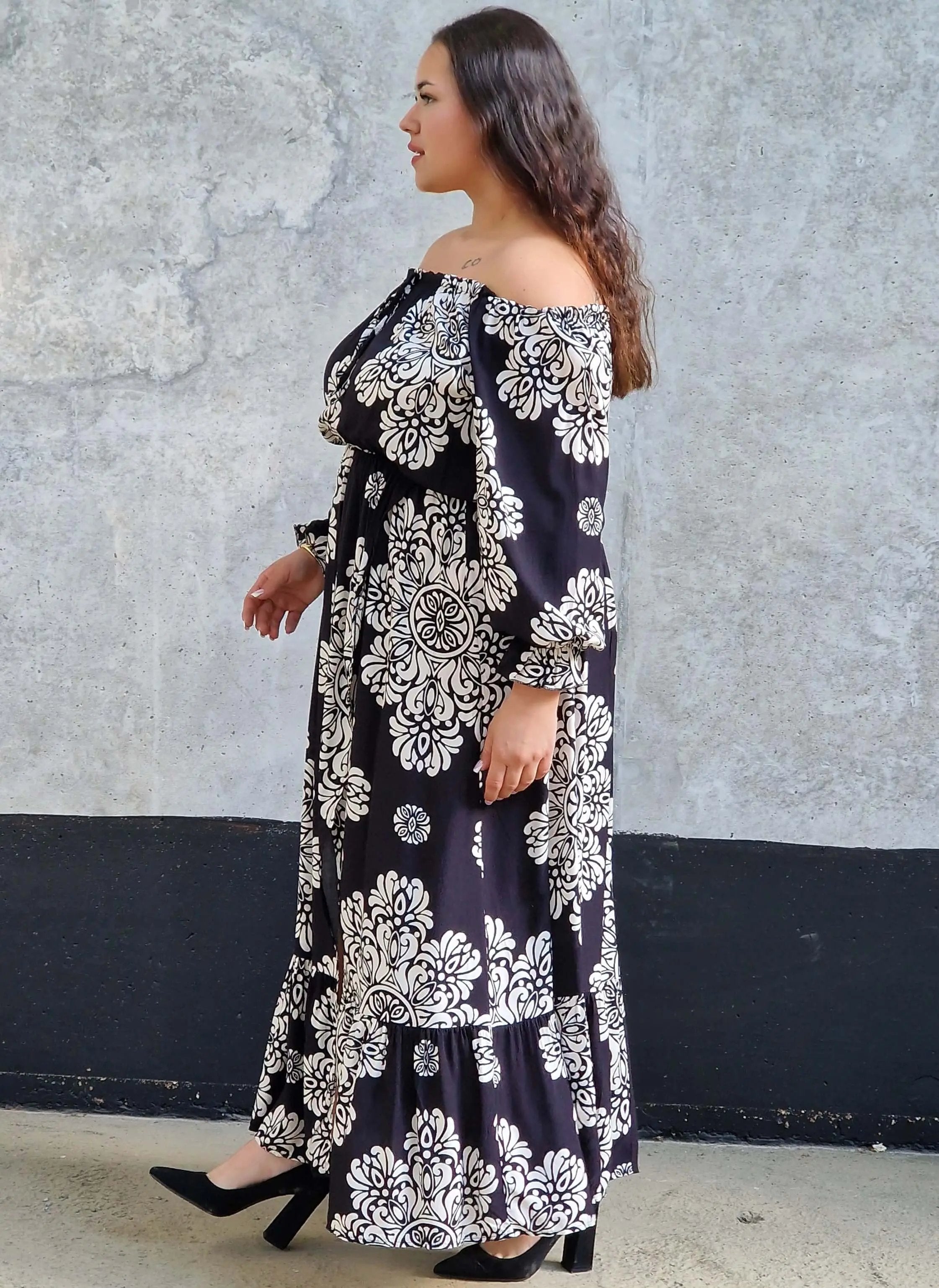 Sukienka maxi hiszpanka z rozcięciem Stylowa XL