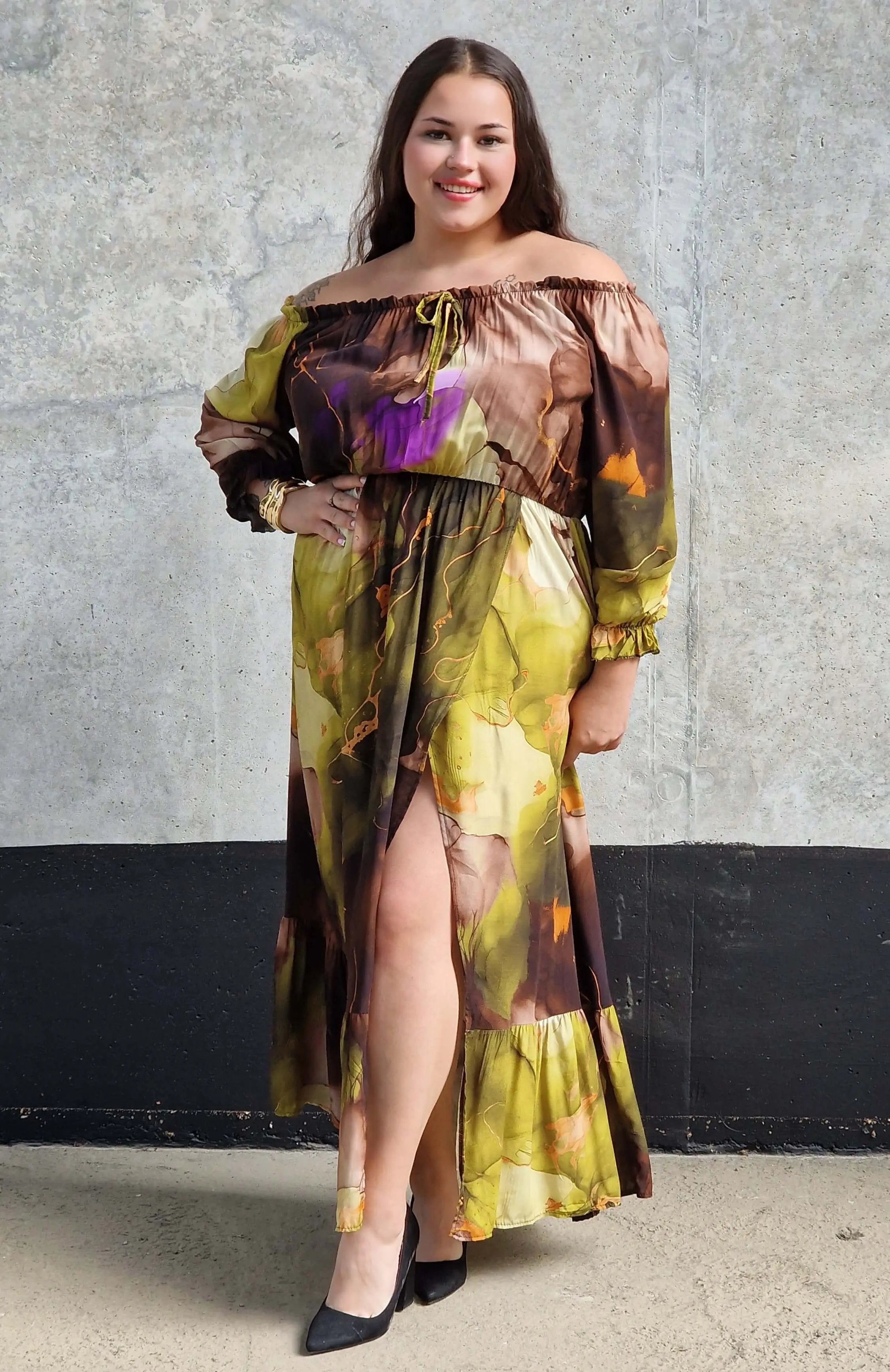 Sukienka maxi hiszpanka z rozcięciem Stylowa XL