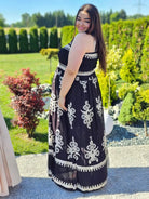 Sukienka maxi z haftem Stylowa XL