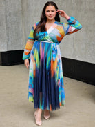 Sukienka maxi z kolorowym printem Stylowa XL