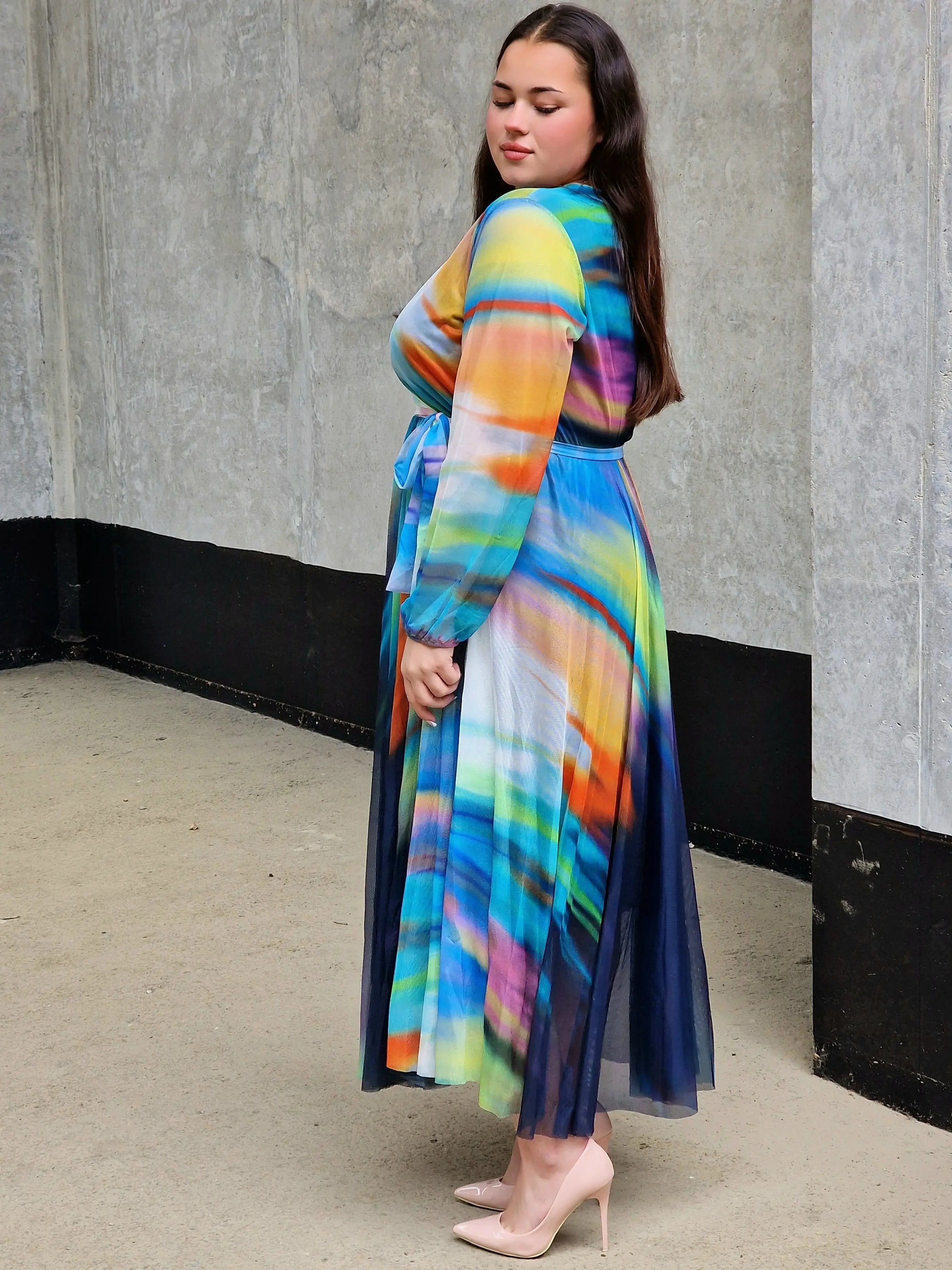 Sukienka maxi z kolorowym printem Stylowa XL