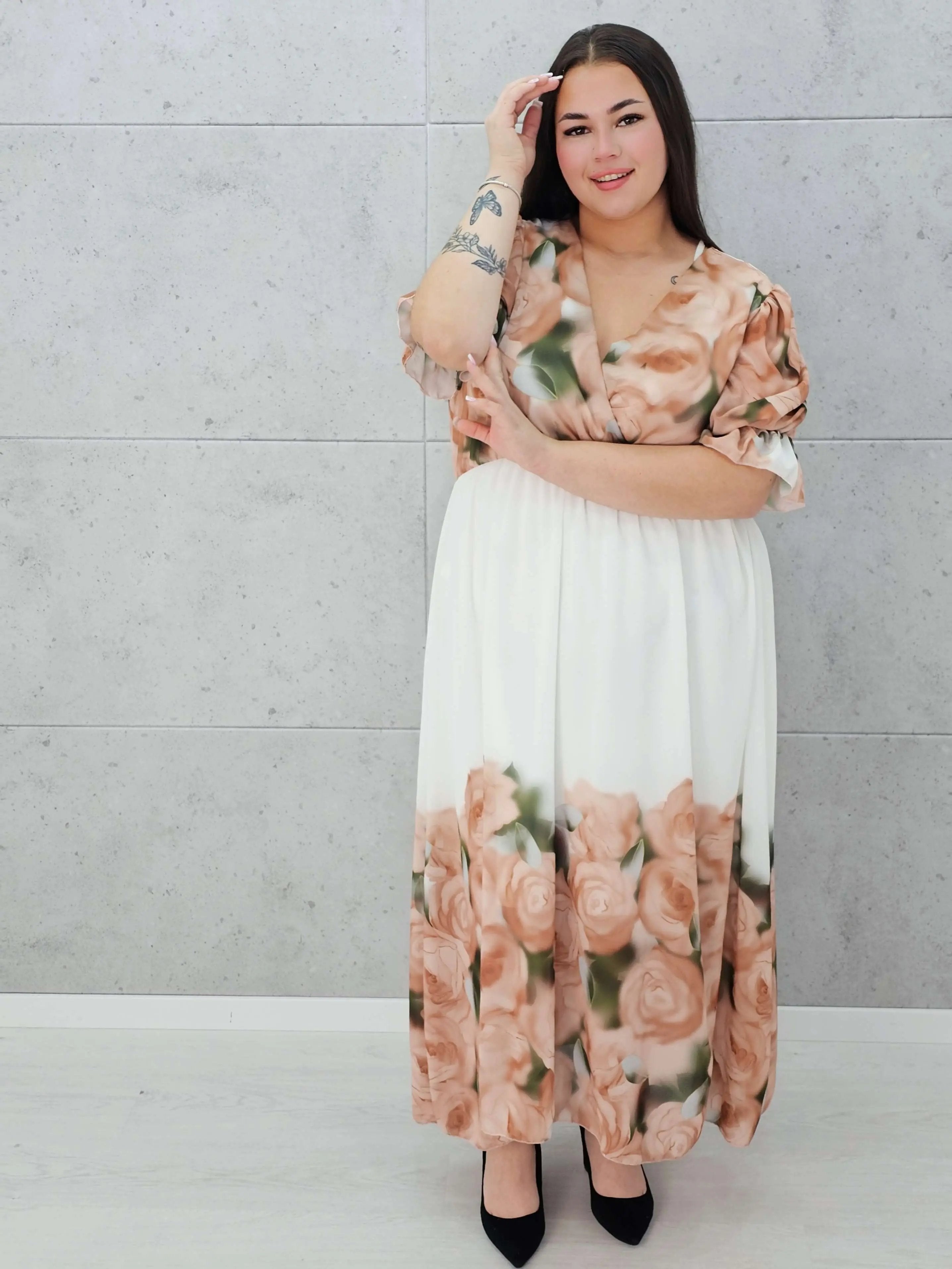 Sukienka maxi z różanym printem Stylowa XL