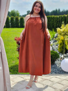 Sukienka maxi z wiązaniem na ramionach Stylowa XL