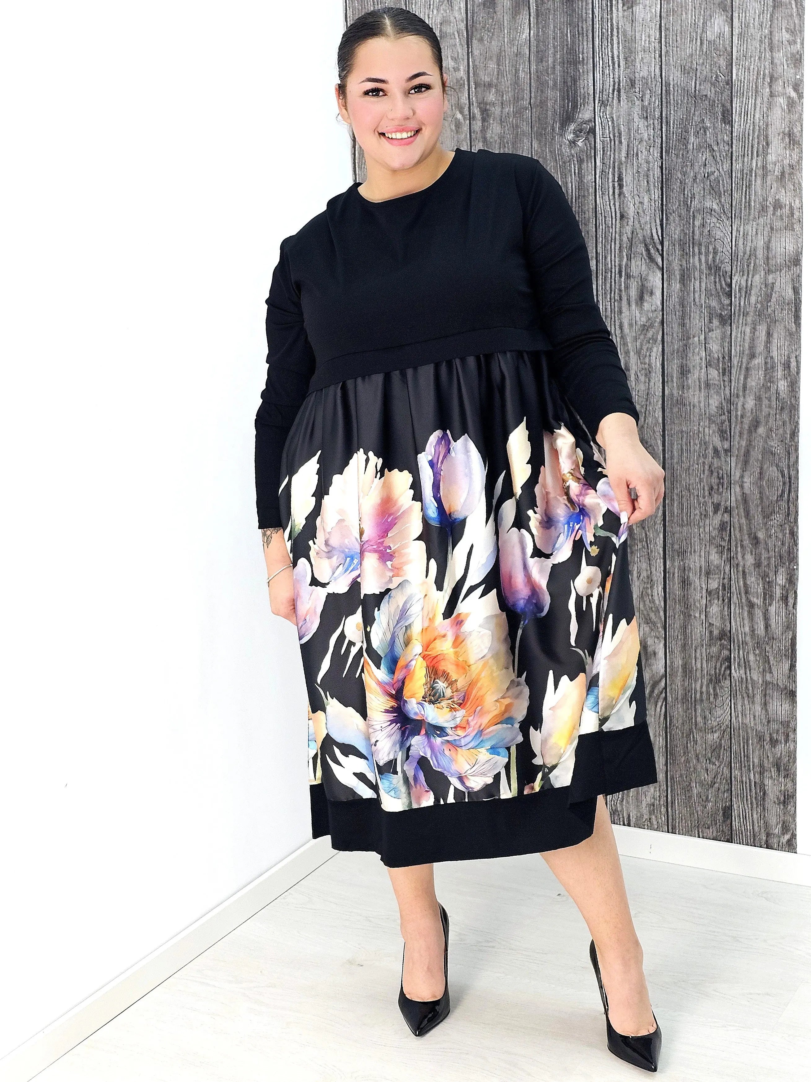 Sukienka midi plus size – elegancja, komfort i kobiecy styl w jednym Stylowa XL
