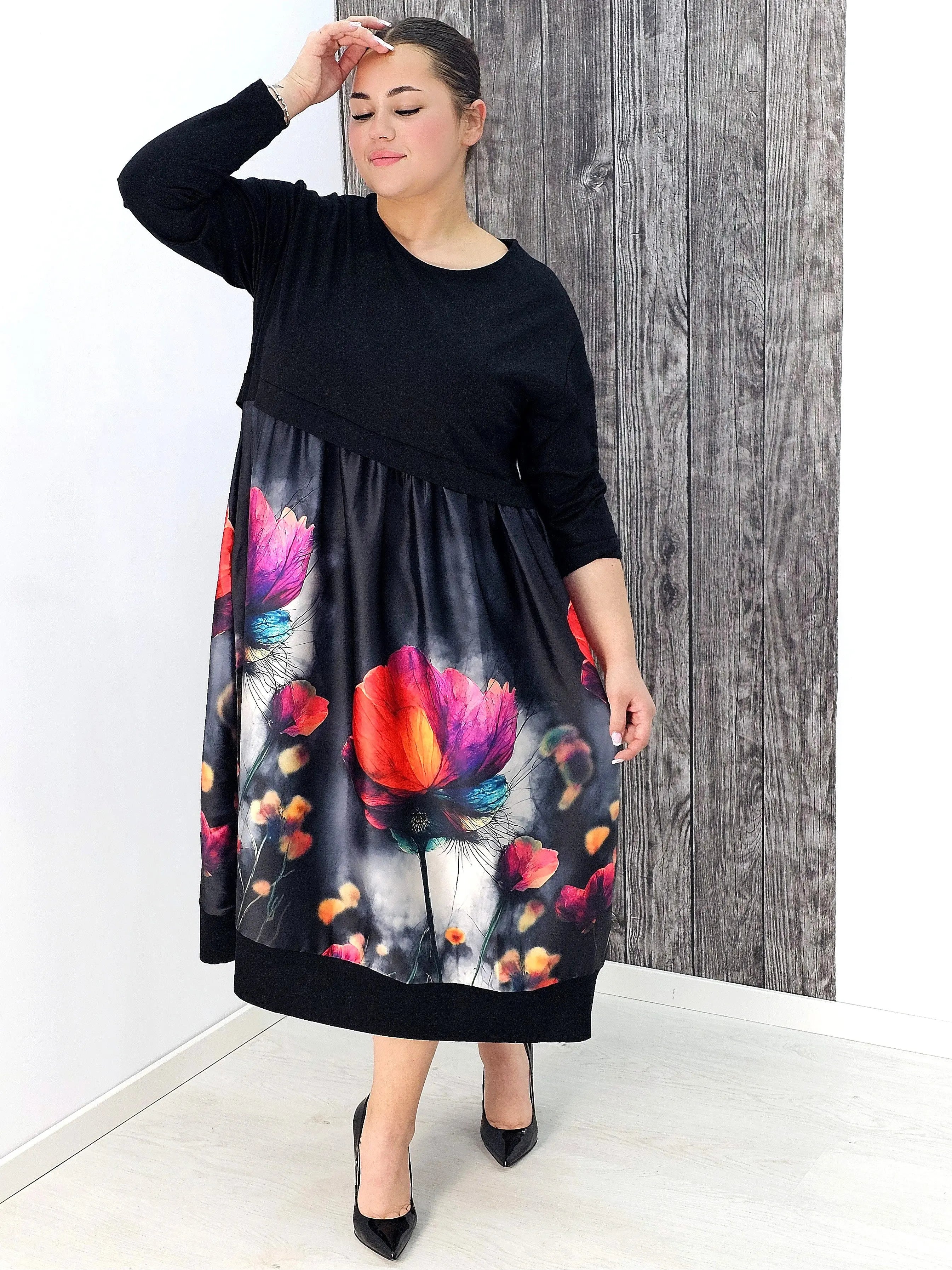 Sukienka midi plus size – elegancka, kobieca i zawsze modna Stylowa XL