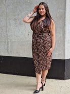 Sukienka midi w zwierzęce wzory Stylowa XL