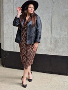 Sukienka midi w zwierzęce wzory Stylowa XL