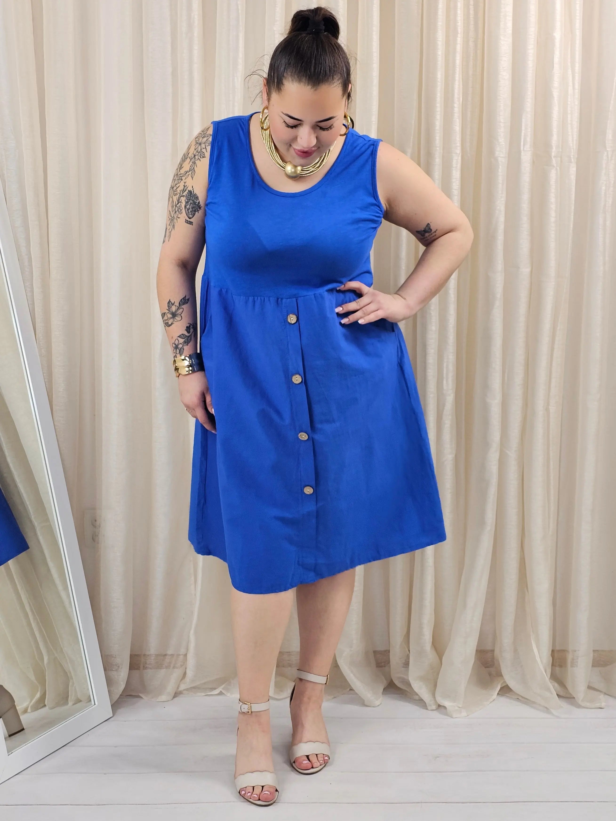 Sukienka odcinana pod biustem dołem ozdobne guziczki w kilku kolorach Stylowa XL