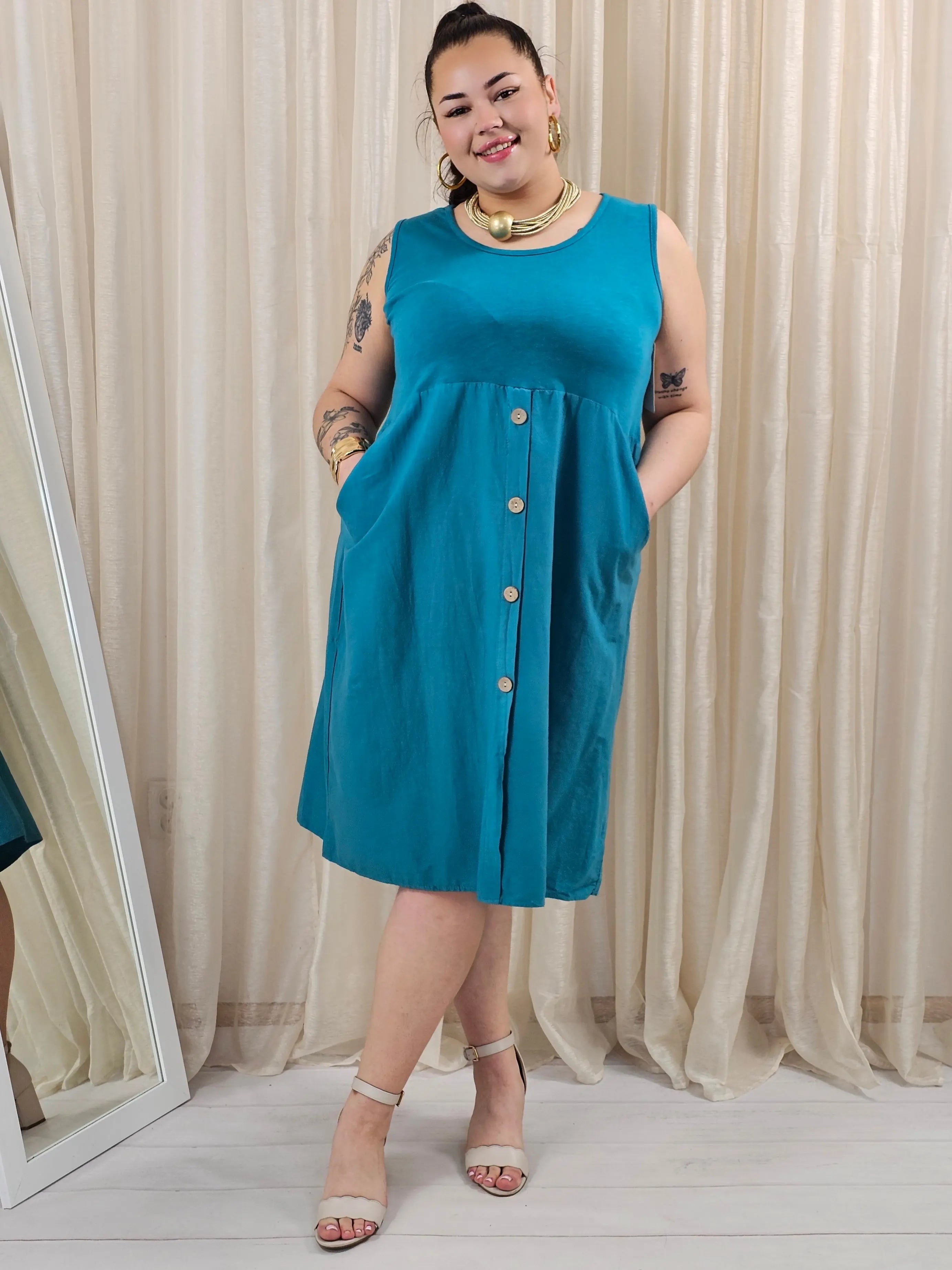 Sukienka odcinana pod biustem dołem ozdobne guziczki w kilku kolorach Stylowa XL