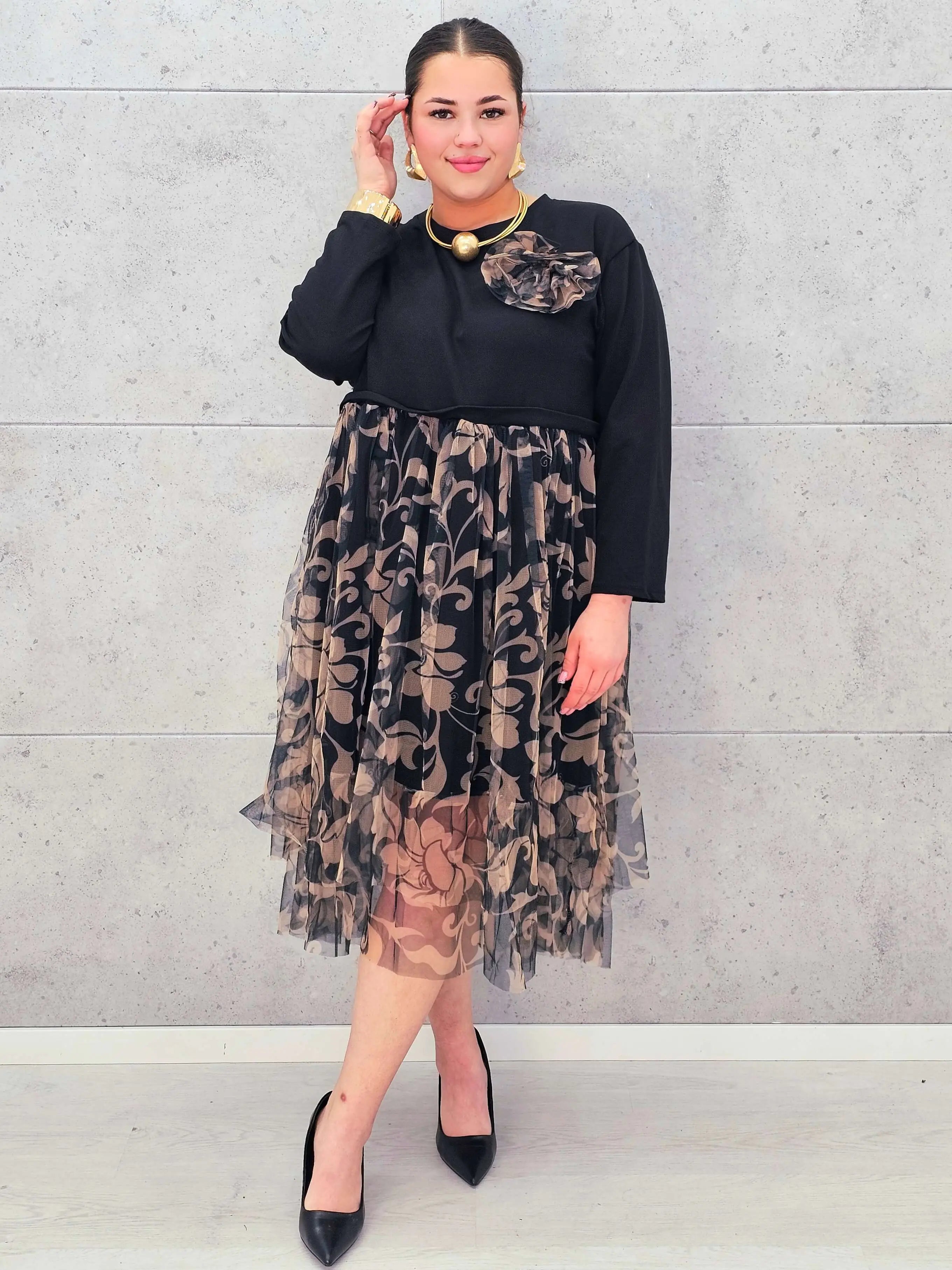 Sukienka plus size StylowaXL – elegancka sukienka z tiulem na wyjątkowe okazje Stylowa XL