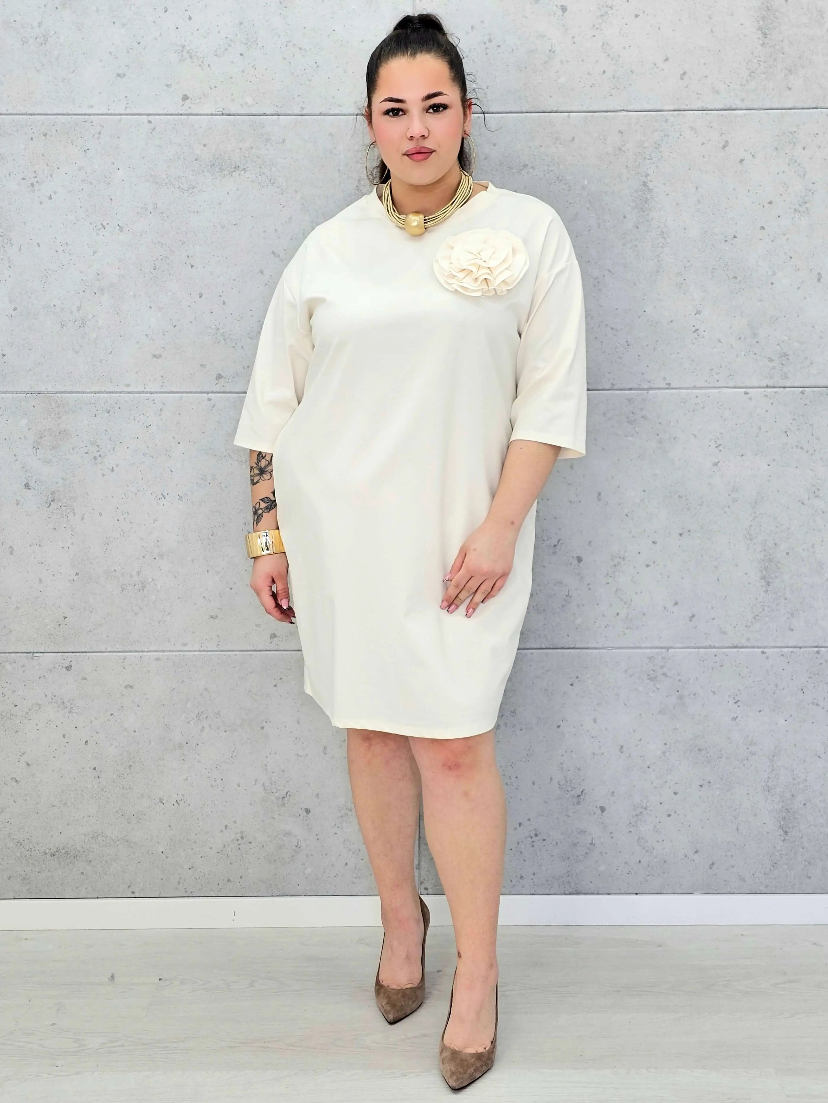 Sukienka plus size StylowaXL – subtelność i kobiecy wdzięk Stylowa XL