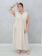 Sukienka plus size – elegancja i kobiecy styl, który podkreśla figurę Stylowa XL