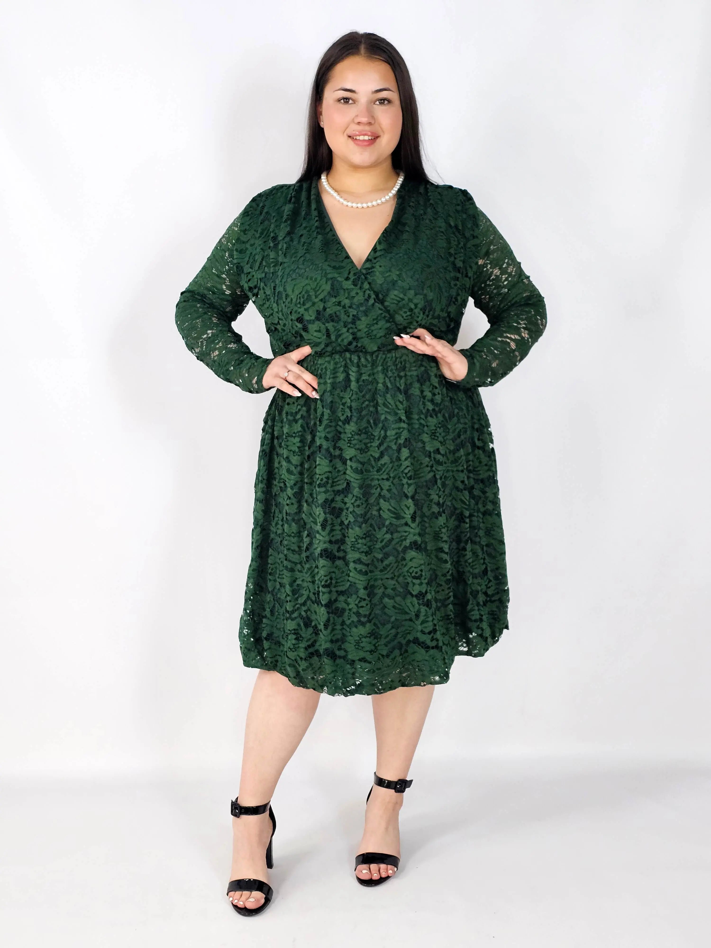 Sukienka plus size – kobiecy styl, elegancja i wygoda w jednym Stylowa XL
