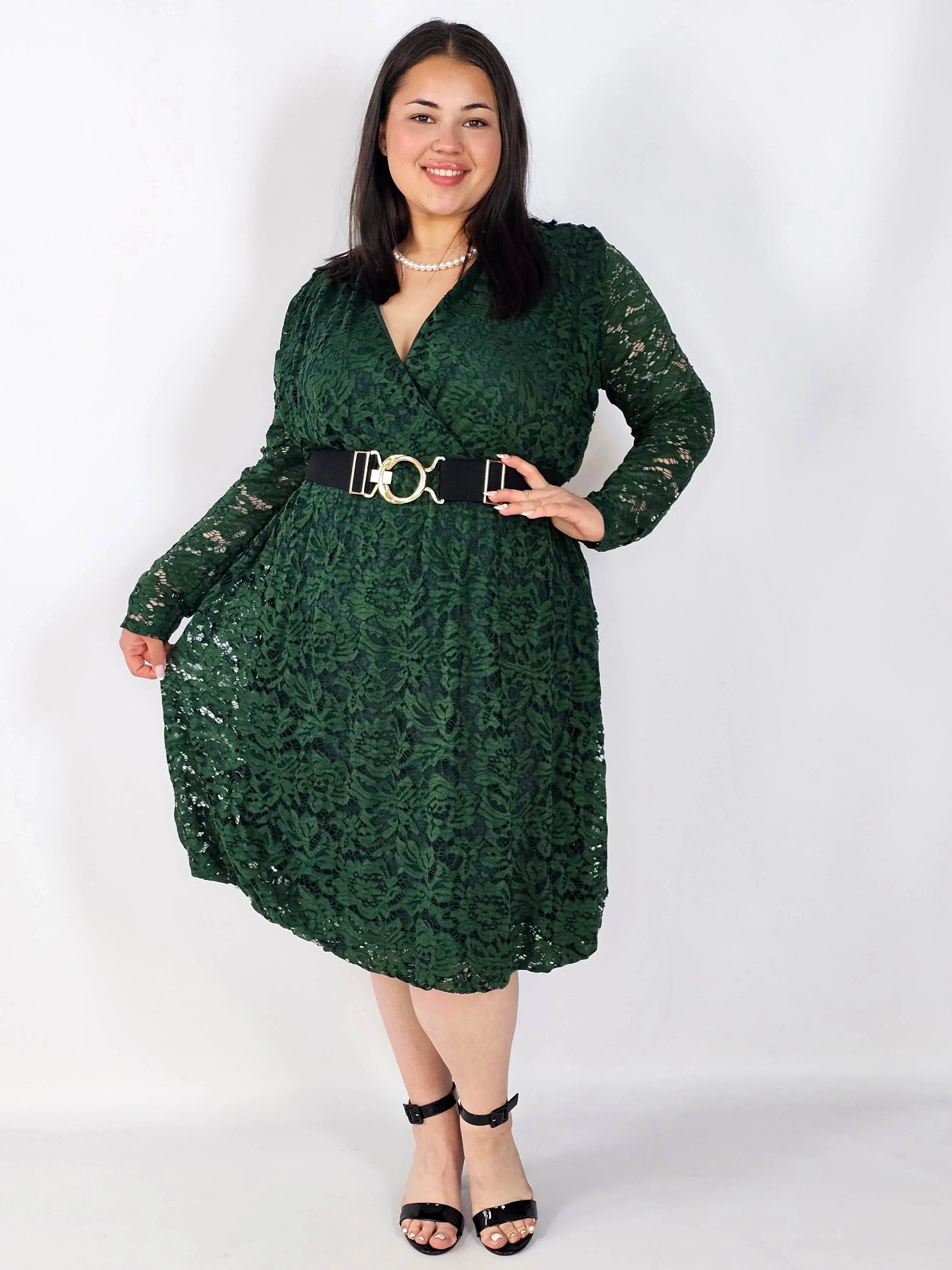 Sukienka plus size – kobiecy styl, elegancja i wygoda w jednym Stylowa XL