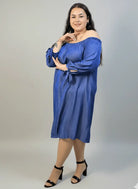 Sukienka plus size – lekka forma, odkryte ramiona i wygodny krój dla sylwetki XXL Stylowa XL