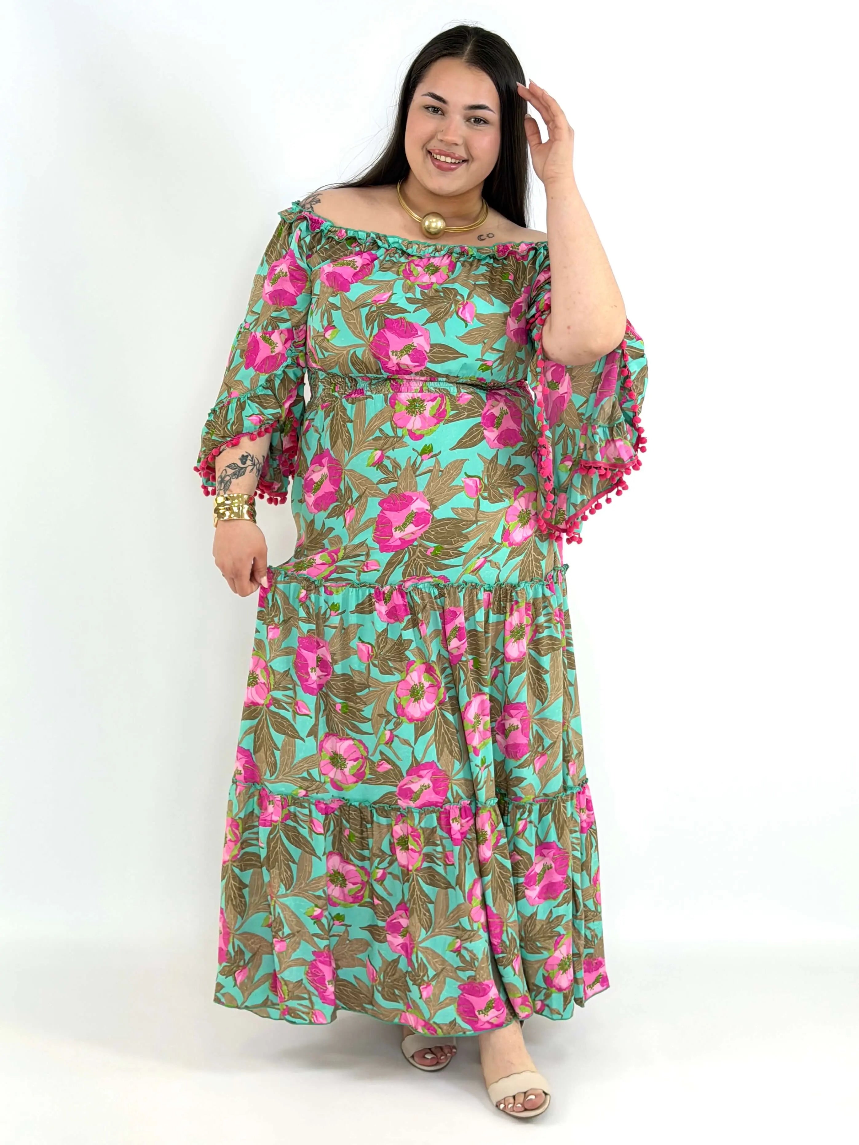 Sukienka plus size – lekka, kobieca i idealna na sezon wiosenno-letni Stylowa XL
