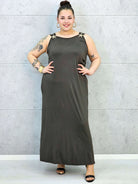 Sukienka plus size – wygodny fason podkreślający kobiecą sylwetkę XXL Stylowa XL