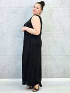 Sukienka plus size – wygodny fason podkreślający kobiecą sylwetkę XXL Stylowa XL