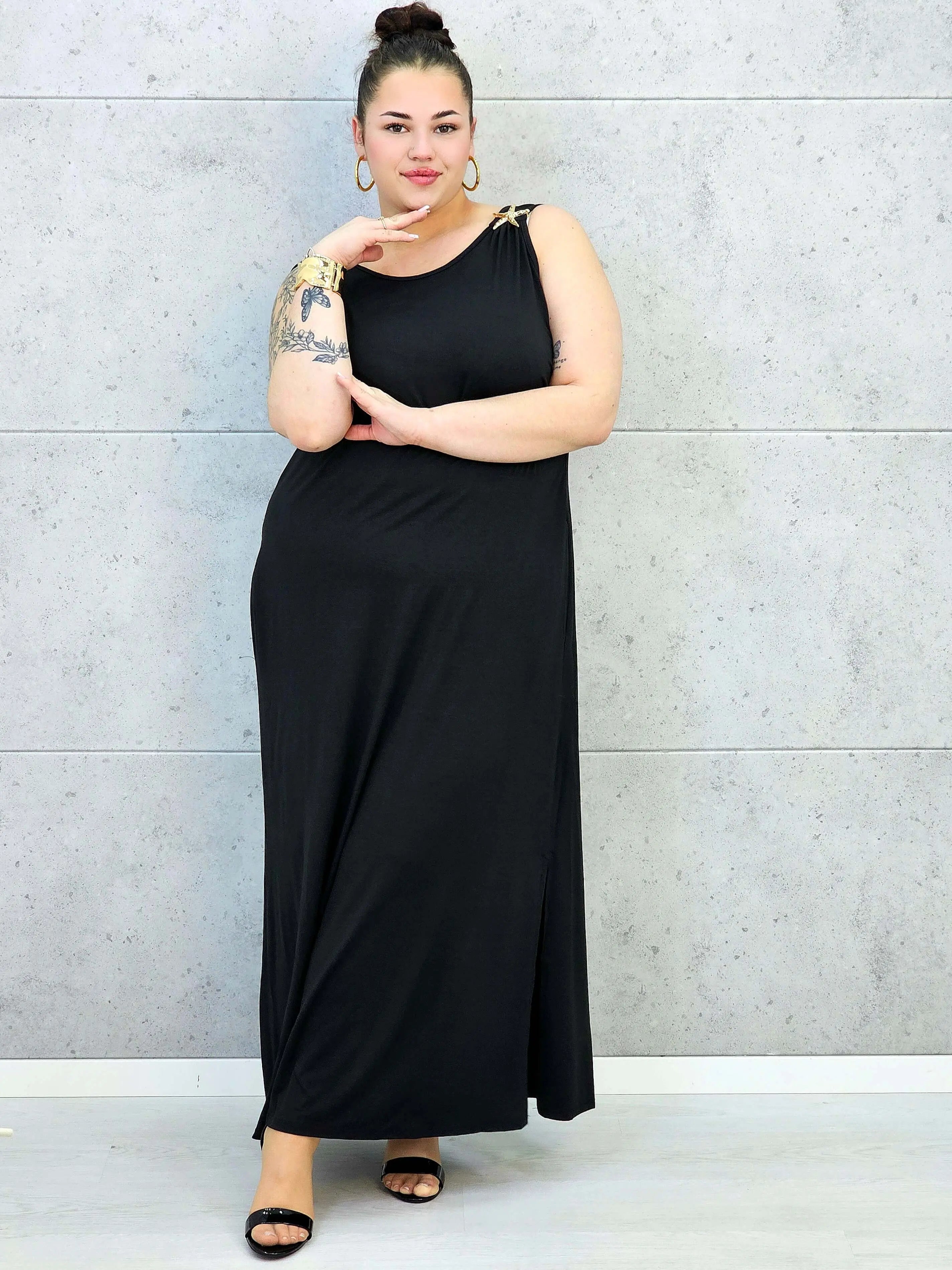 Sukienka plus size – wygodny fason podkreślający kobiecą sylwetkę XXL Stylowa XL