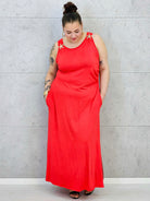 Sukienka plus size – wygodny fason podkreślający kobiecą sylwetkę XXL Stylowa XL