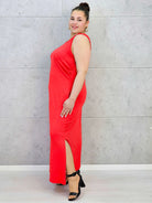 Sukienka plus size – wygodny fason podkreślający kobiecą sylwetkę XXL Stylowa XL