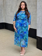 Sukienka plus size – zwiewna, elegancka i wygodna sukienka XXL na każdą okazję Stylowa XL