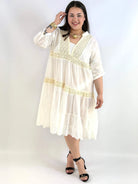 Sukienka plus size boho ecru z koronką – lekka sukienka XXL na lato Stylowa XL