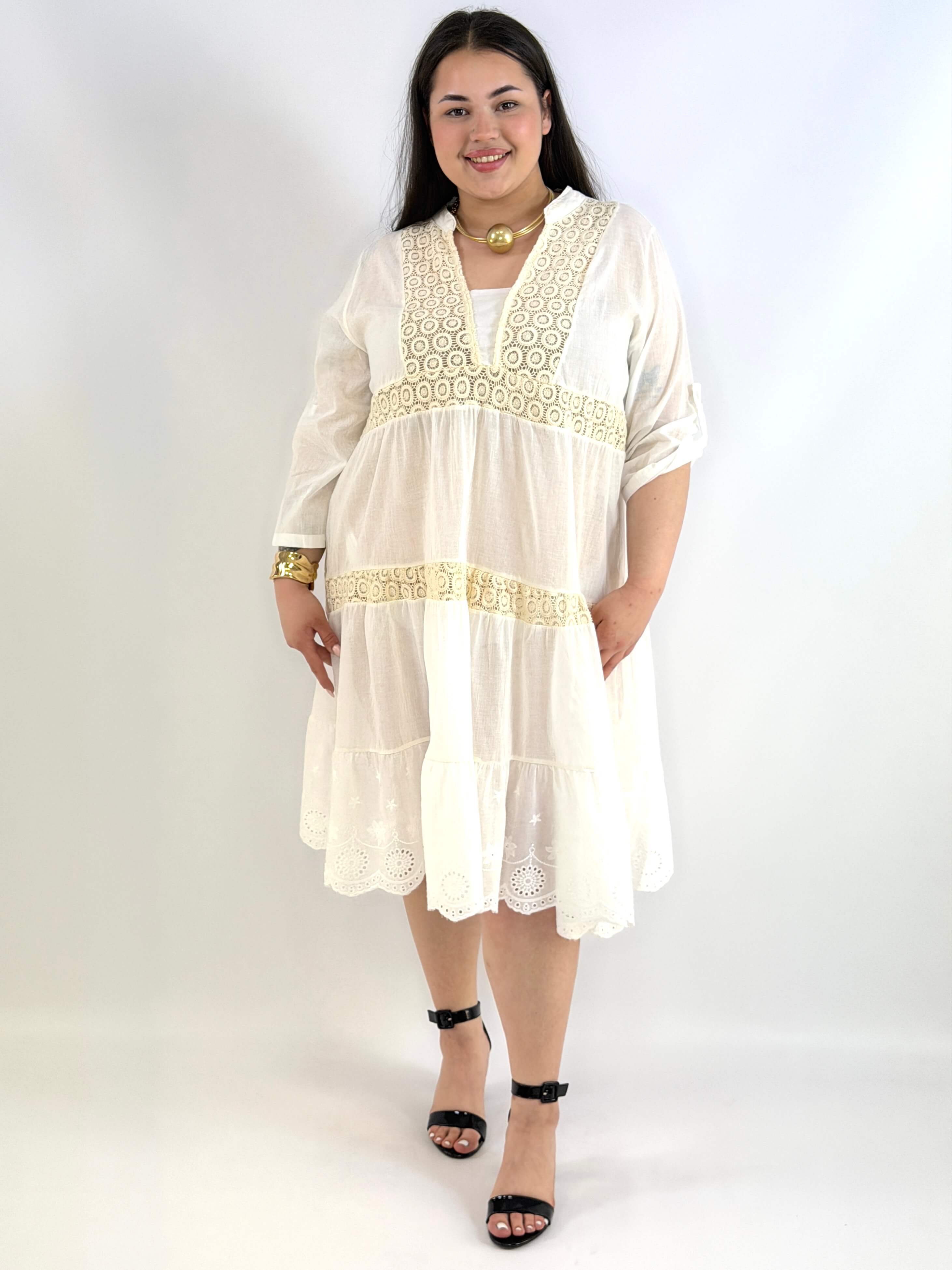 Sukienka plus size boho ecru z koronką – lekka sukienka XXL na lato Stylowa XL
