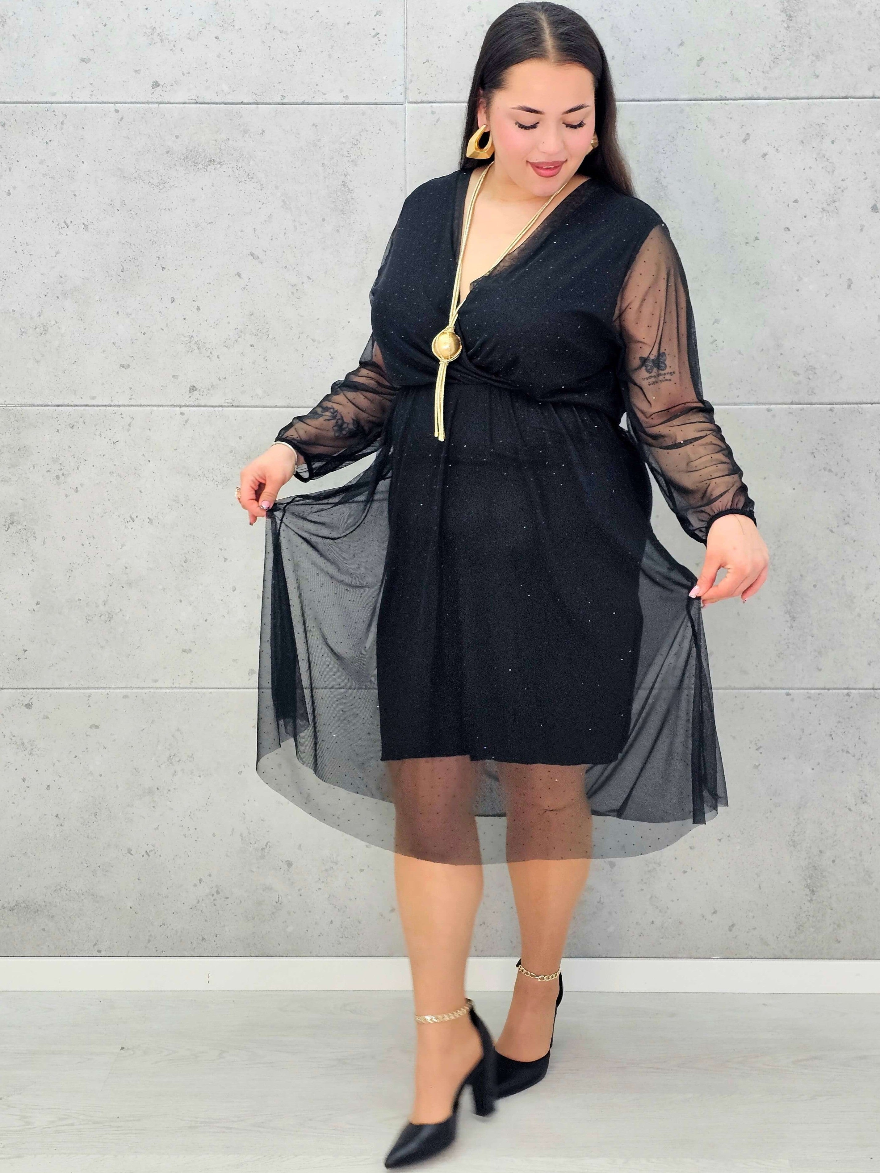 Sukienka plus size czarna tiulowa z delikatnym połyskiem – elegancka sukienka XXL na wyjątkowe okazje Stylowa XL