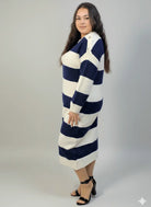 Sukienka plus size dzianinowa midi w klasycznym fasonie Stylowa XL