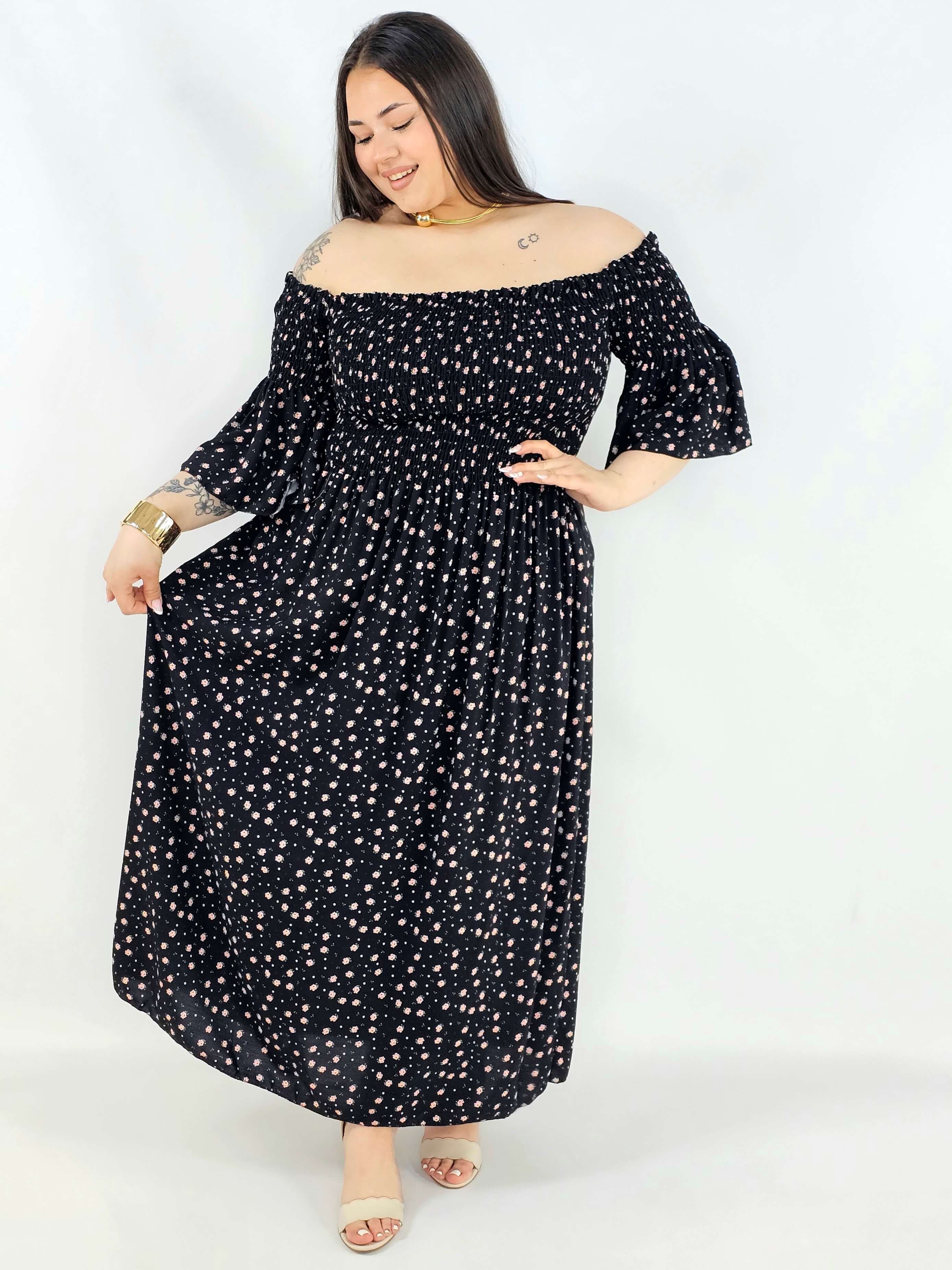 Sukienka plus size hiszpanka czarna w drobne kwiaty XXL – elegancja na komunię i wesele Stylowa XL