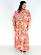 Sukienka plus size hiszpanka maxi w kolorze koralowym z printem boho Stylowa XL