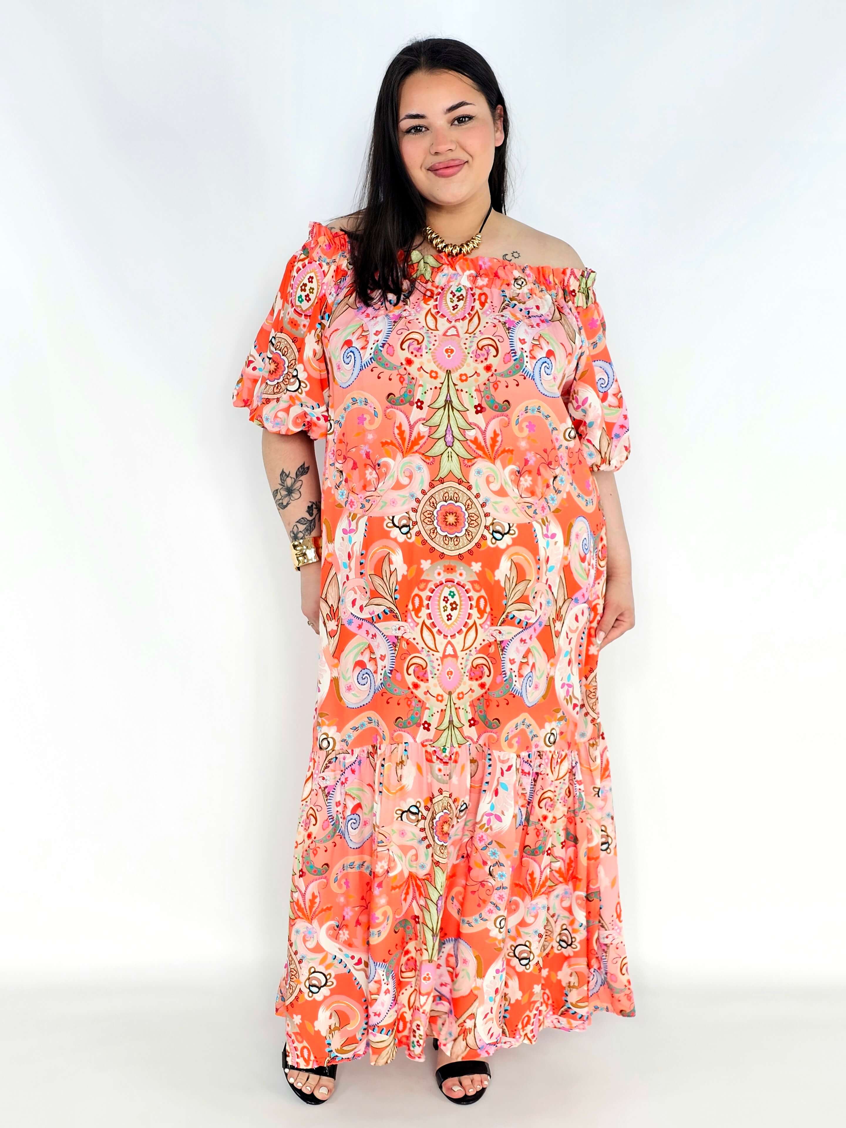 Sukienka plus size hiszpanka maxi w kolorze koralowym z printem boho Stylowa XL