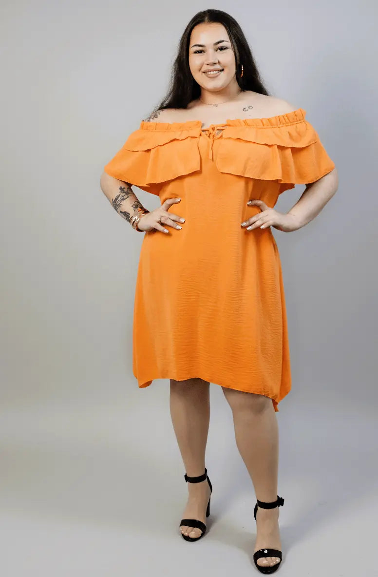 Sukienka plus size hiszpanka pomarańczowa – sukienka XXL z falbaną na ramionach Stylowa XL
