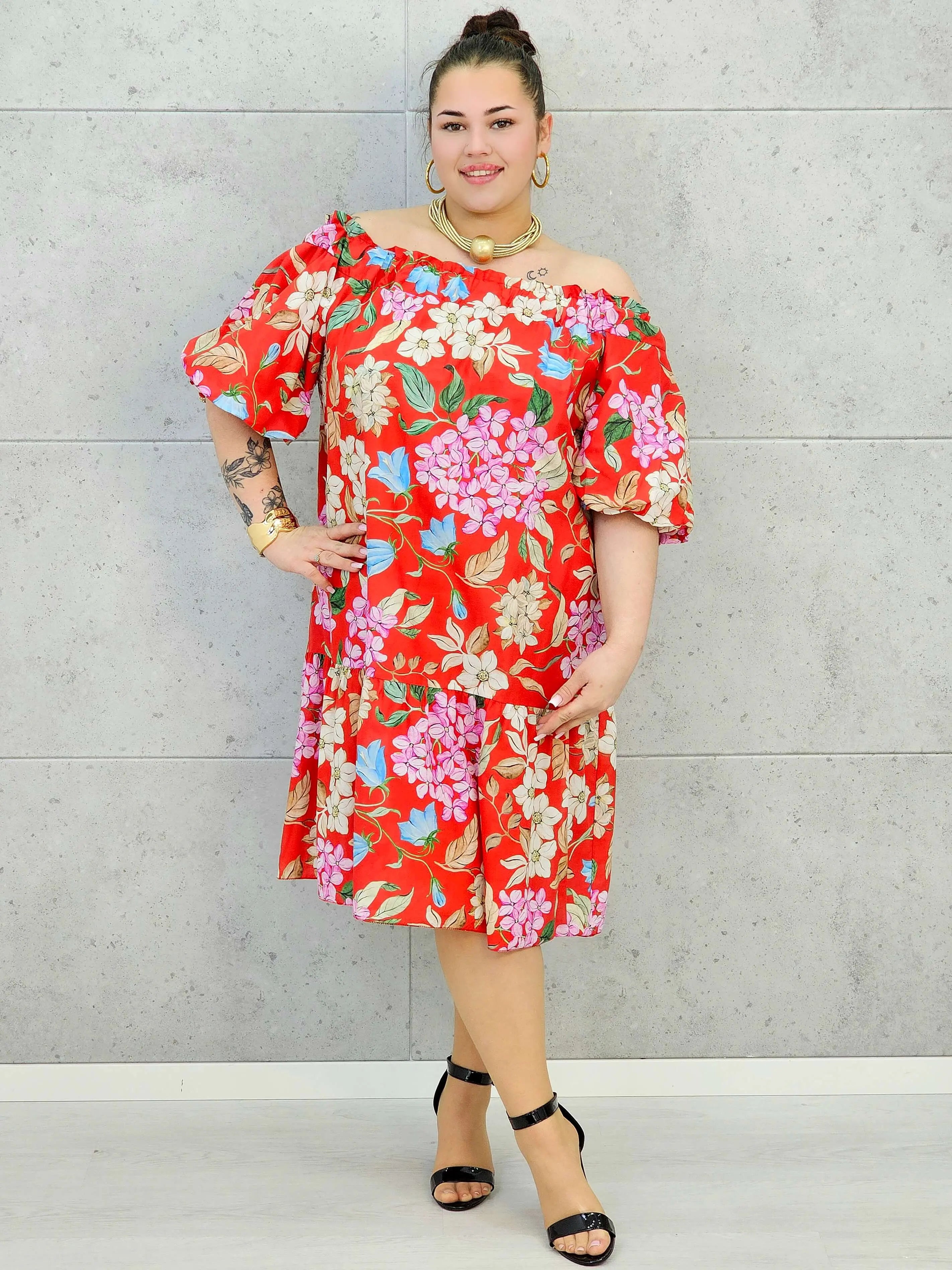 Sukienka plus size hiszpanka w kwiaty – czerwona sukienka XXL Stylowa XL Stylowa XL