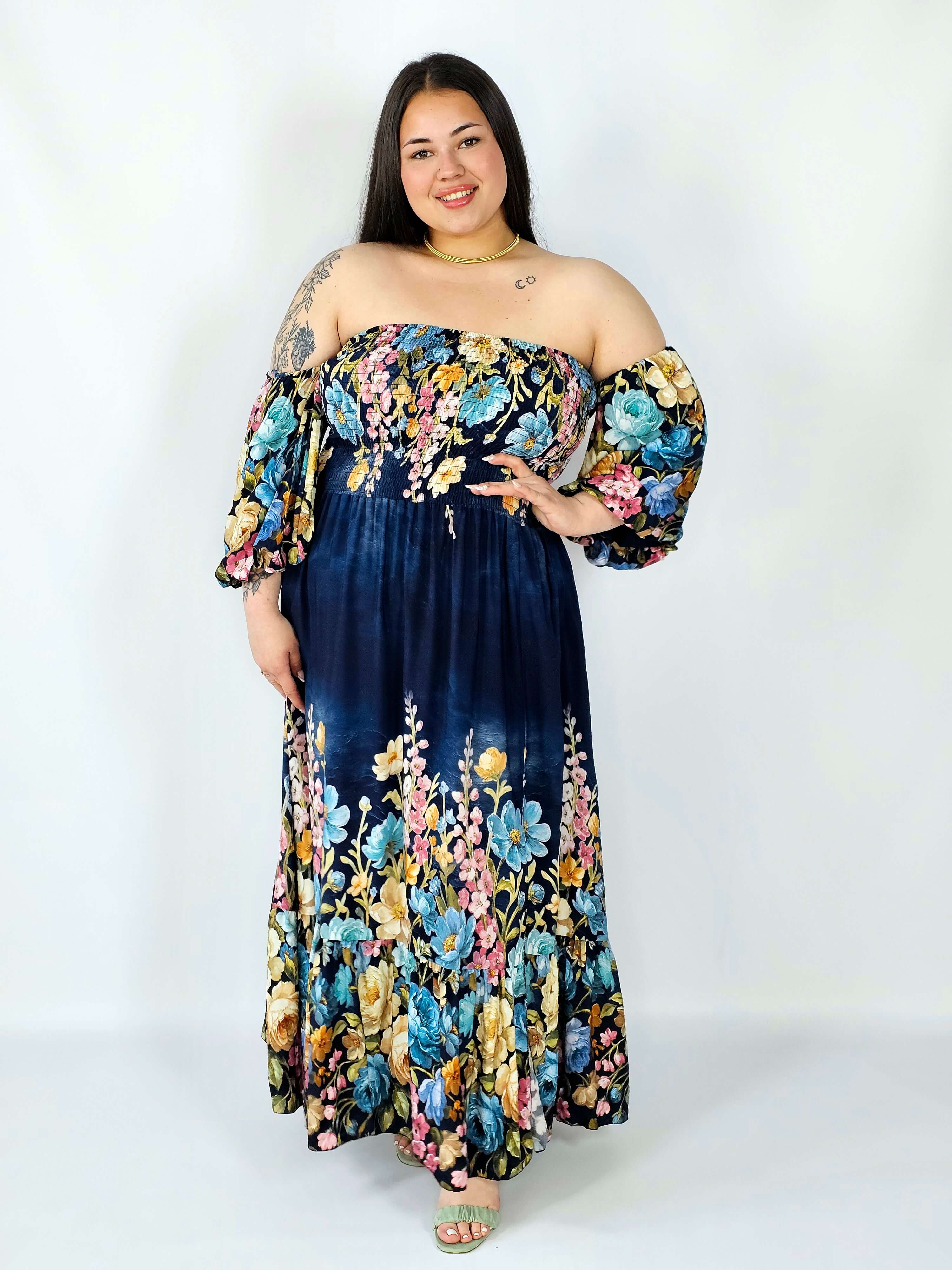 Sukienka plus size hiszpanka z marszczeniem i odkrytymi ramionami Stylowa XL