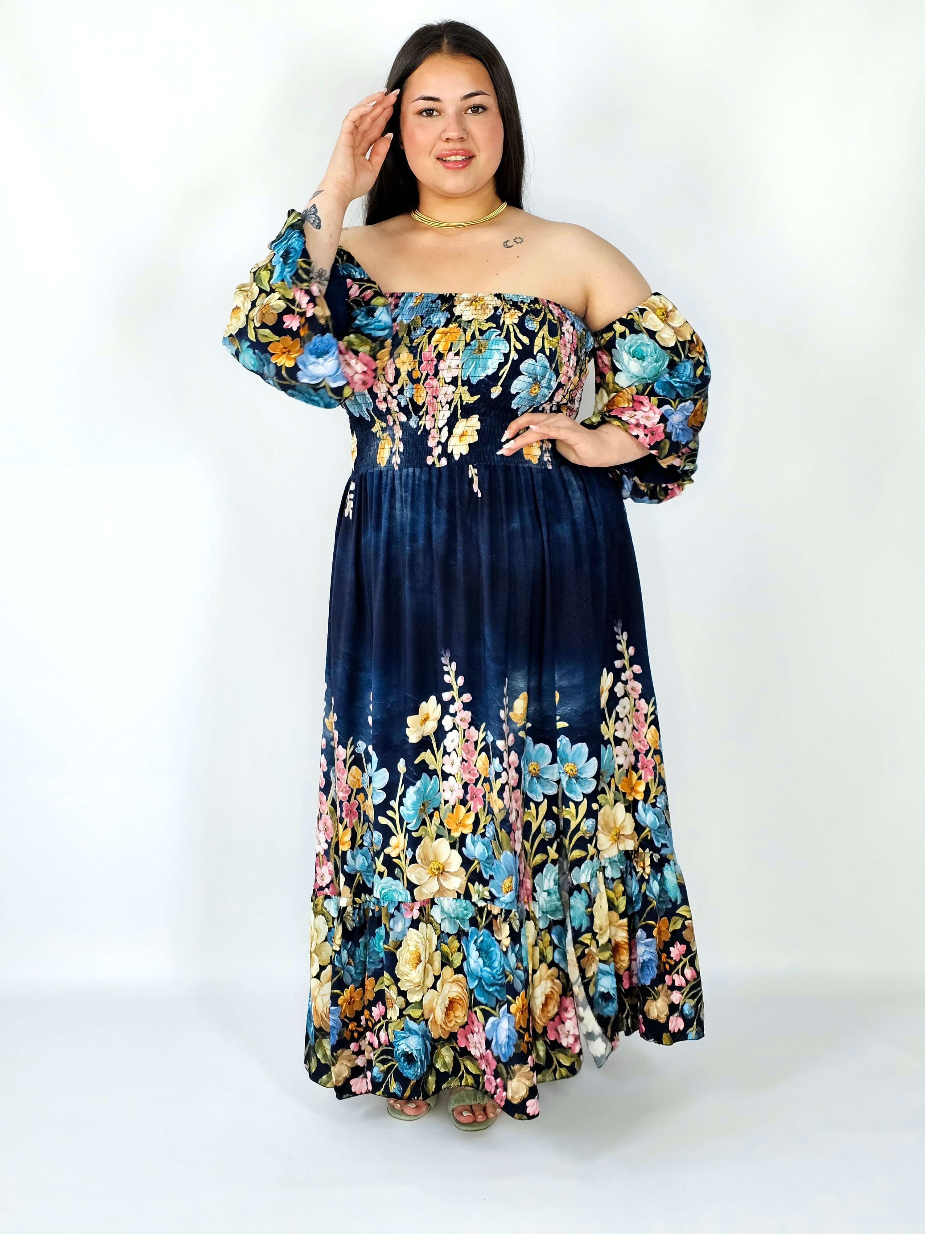 Sukienka plus size hiszpanka z marszczeniem i odkrytymi ramionami Stylowa XL