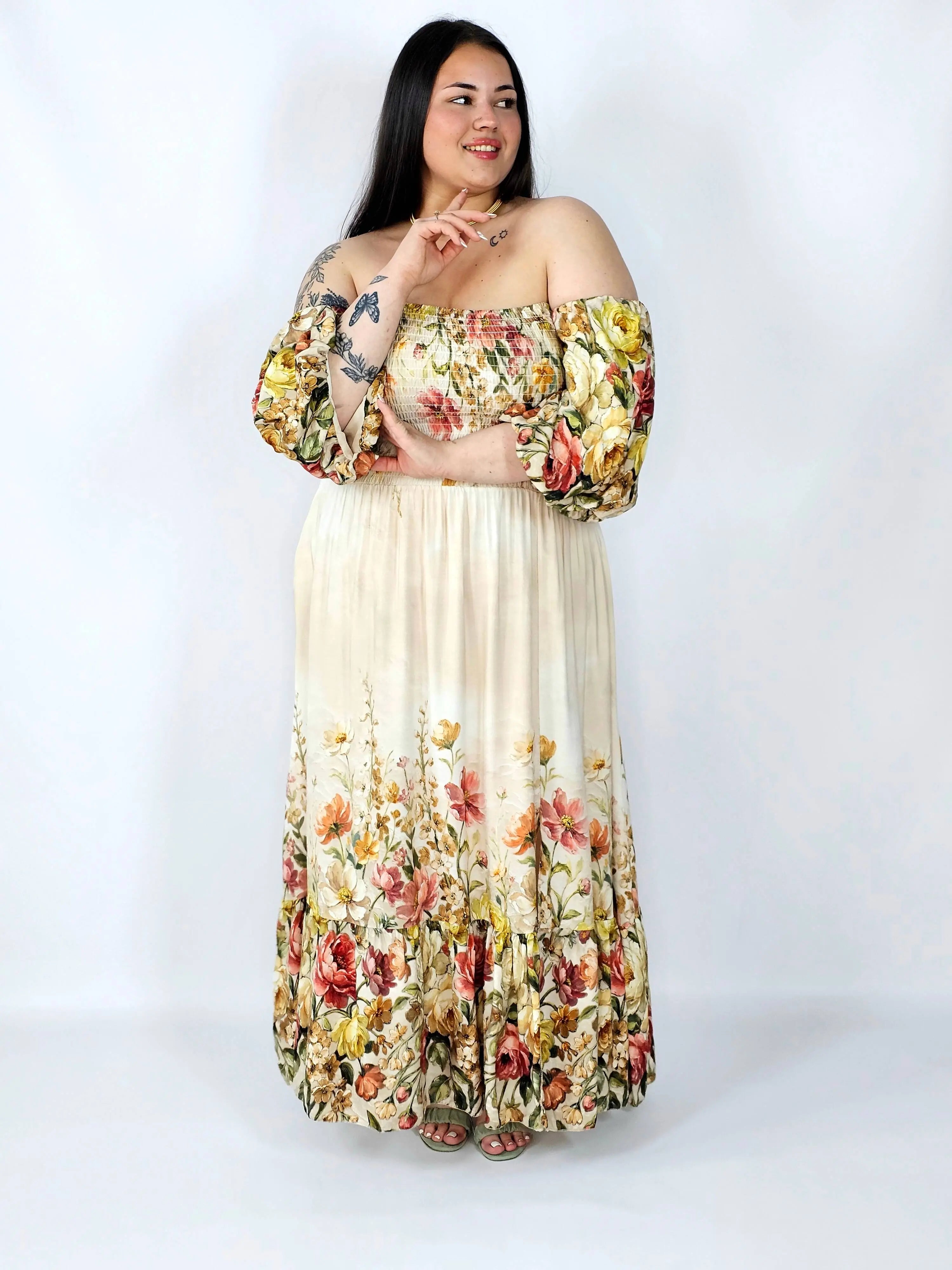 Sukienka plus size hiszpanka z marszczeniem i odkrytymi ramionami Stylowa XL