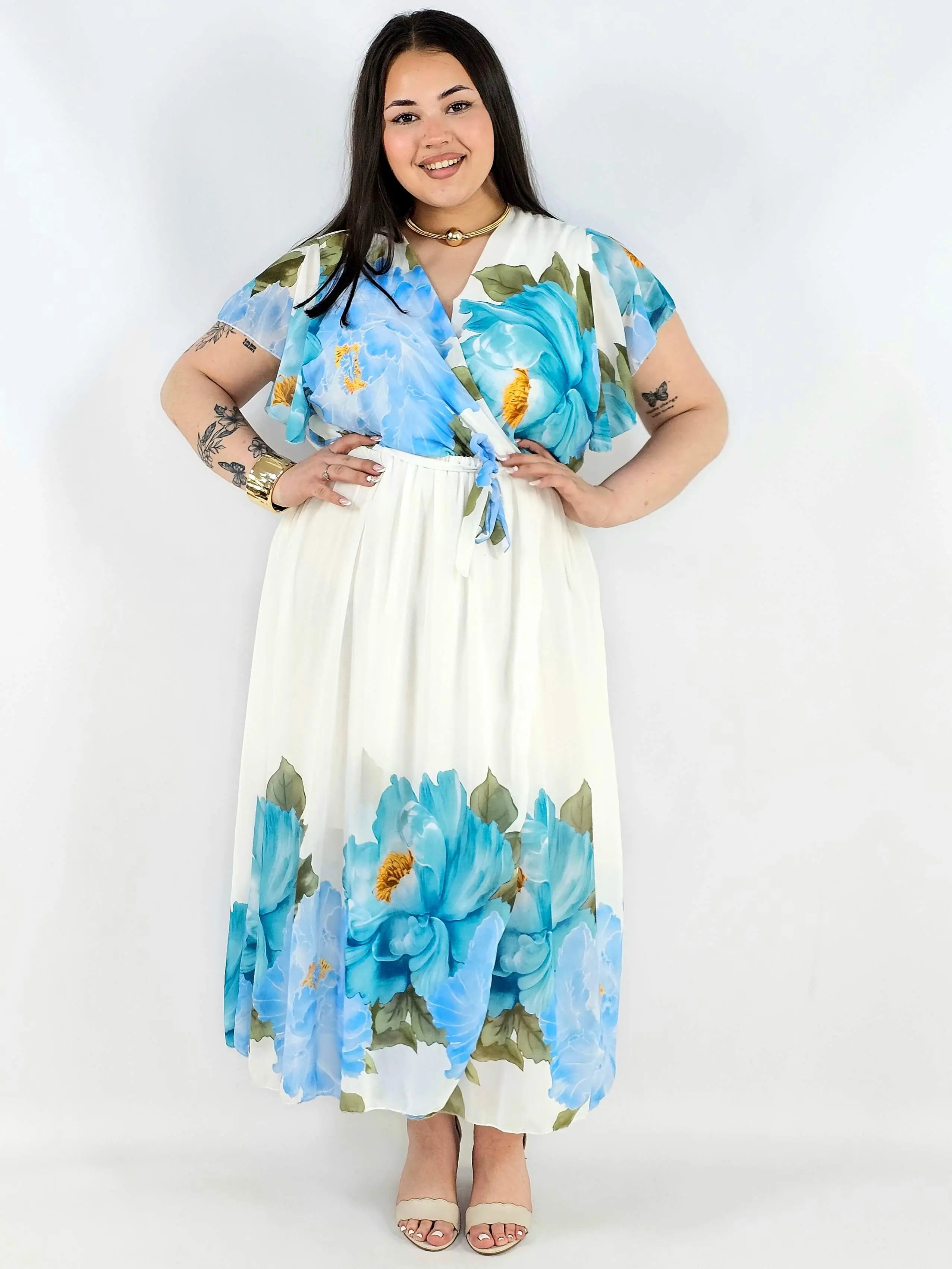Sukienka plus size kopertowa XXL – elegancka i zwiewna propozycja na komunię i wesele Stylowa XL