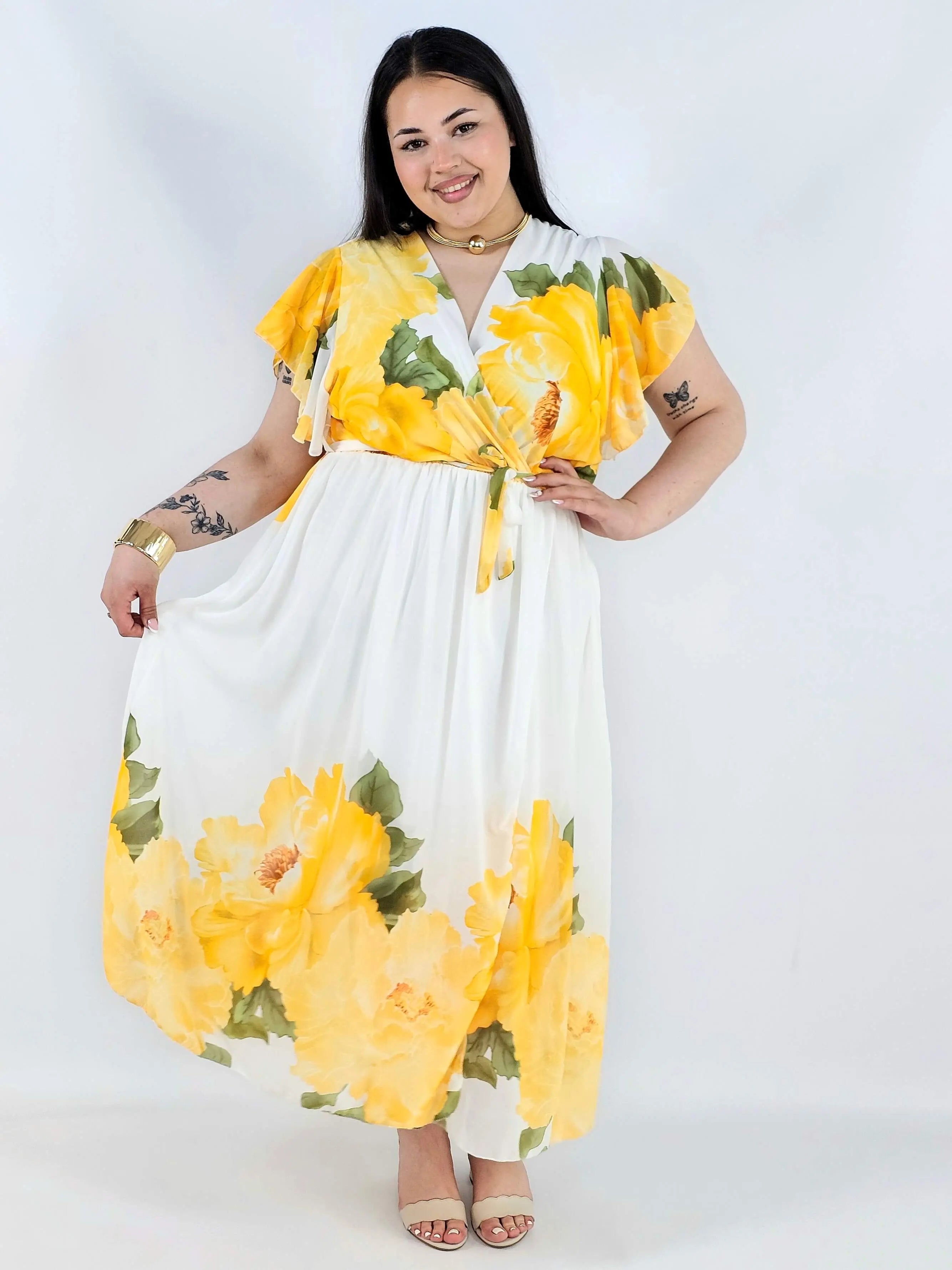 Sukienka plus size kopertowa XXL – elegancka i zwiewna propozycja na komunię i wesele Stylowa XL
