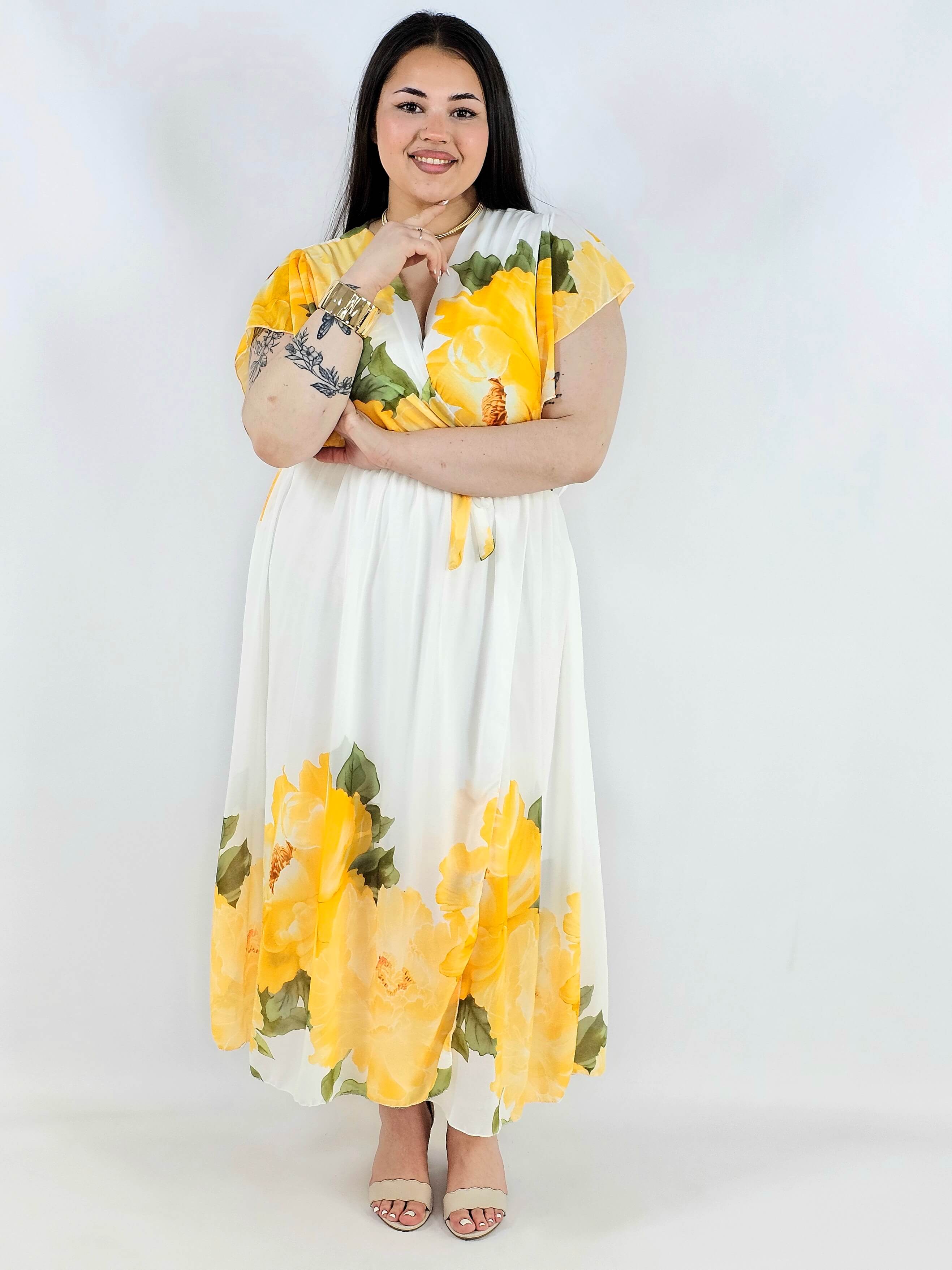 Sukienka plus size kopertowa XXL – elegancka i zwiewna propozycja na komunię i wesele Stylowa XL