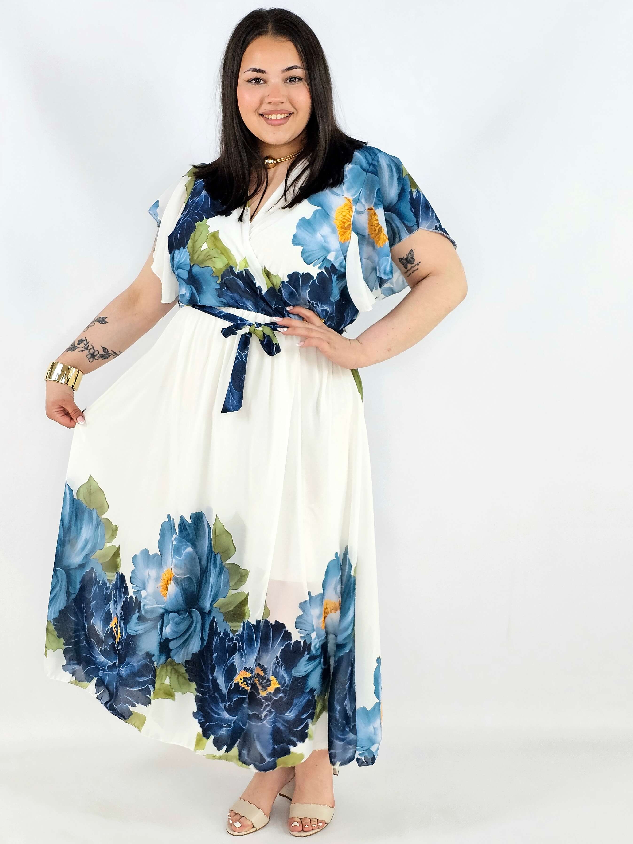 Sukienka plus size kopertowa XXL – elegancka i zwiewna propozycja na komunię i wesele (Kopia) Stylowa XL