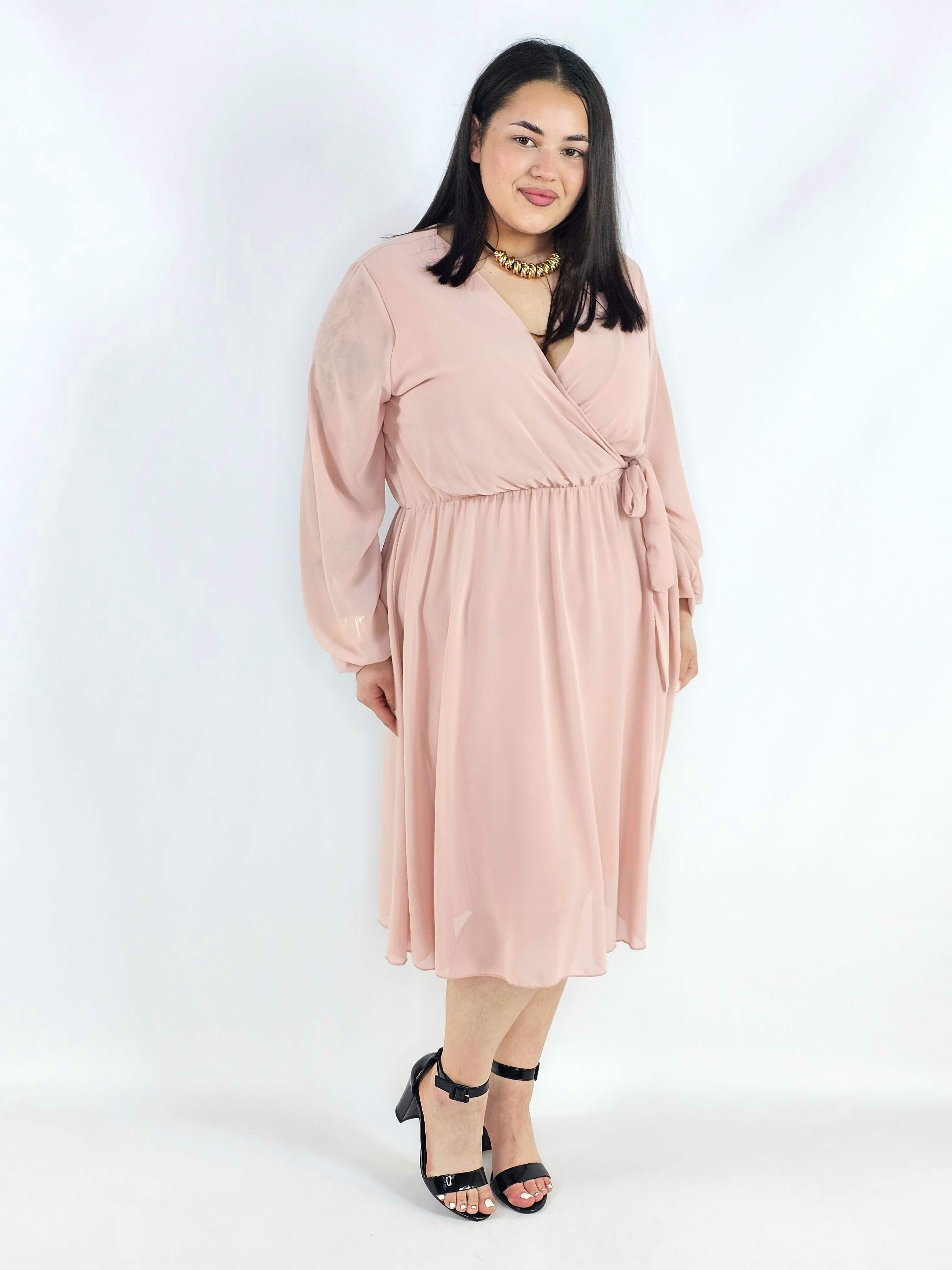 Sukienka plus size kopertowa – elegancka sukienka damska XXL z wiązaniem Stylowa XL