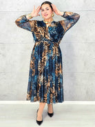 Sukienka plus size kopertowa w panterkowy wzór – elegancja i lekkość Stylowa XL