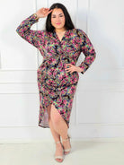 Sukienka plus size kopertowa z gumką w pasie i asymetrycznym dołem Stylowa XL